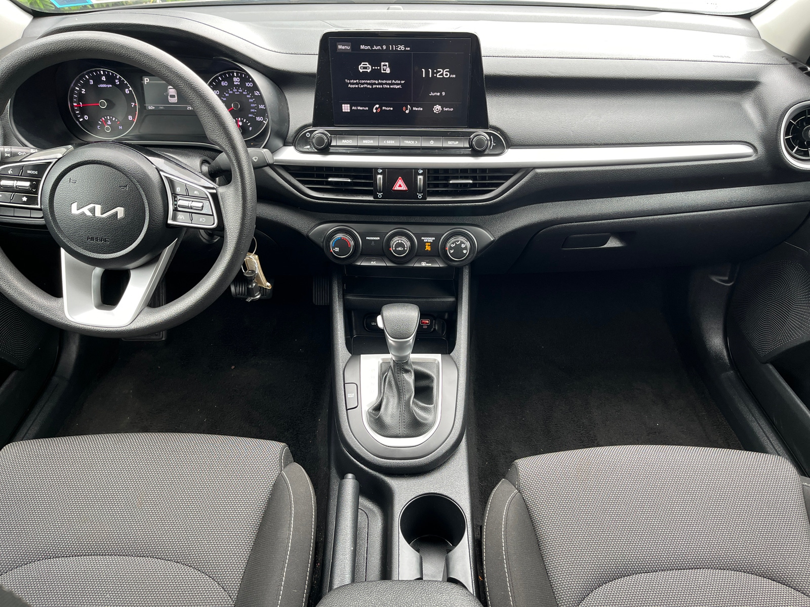 Thumbnail: 2024 Kia Forte - 3