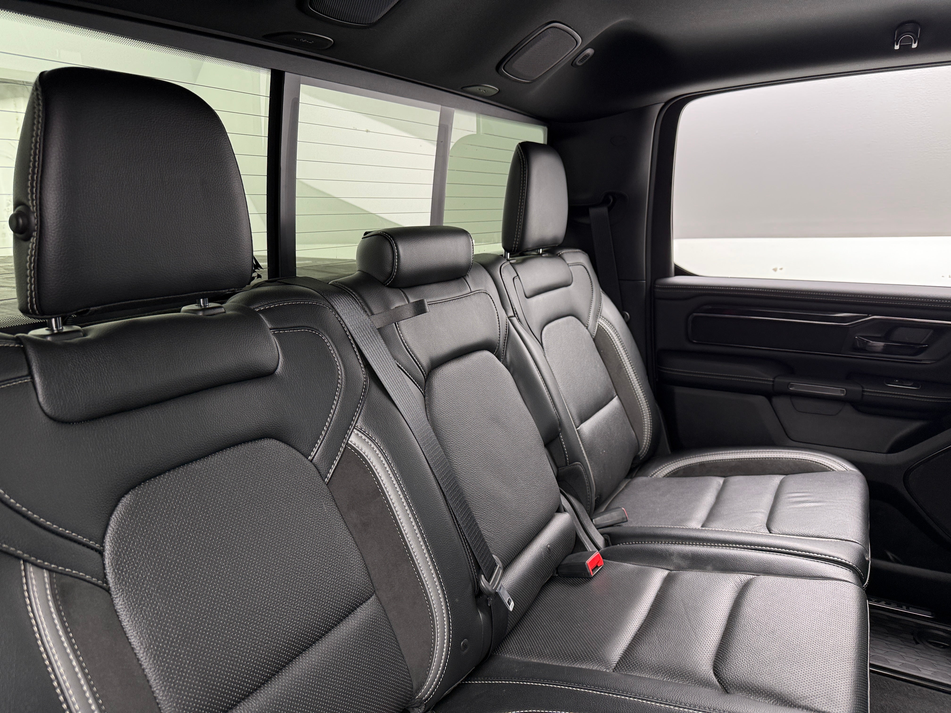 2022 RAM 1500 Laramie 5