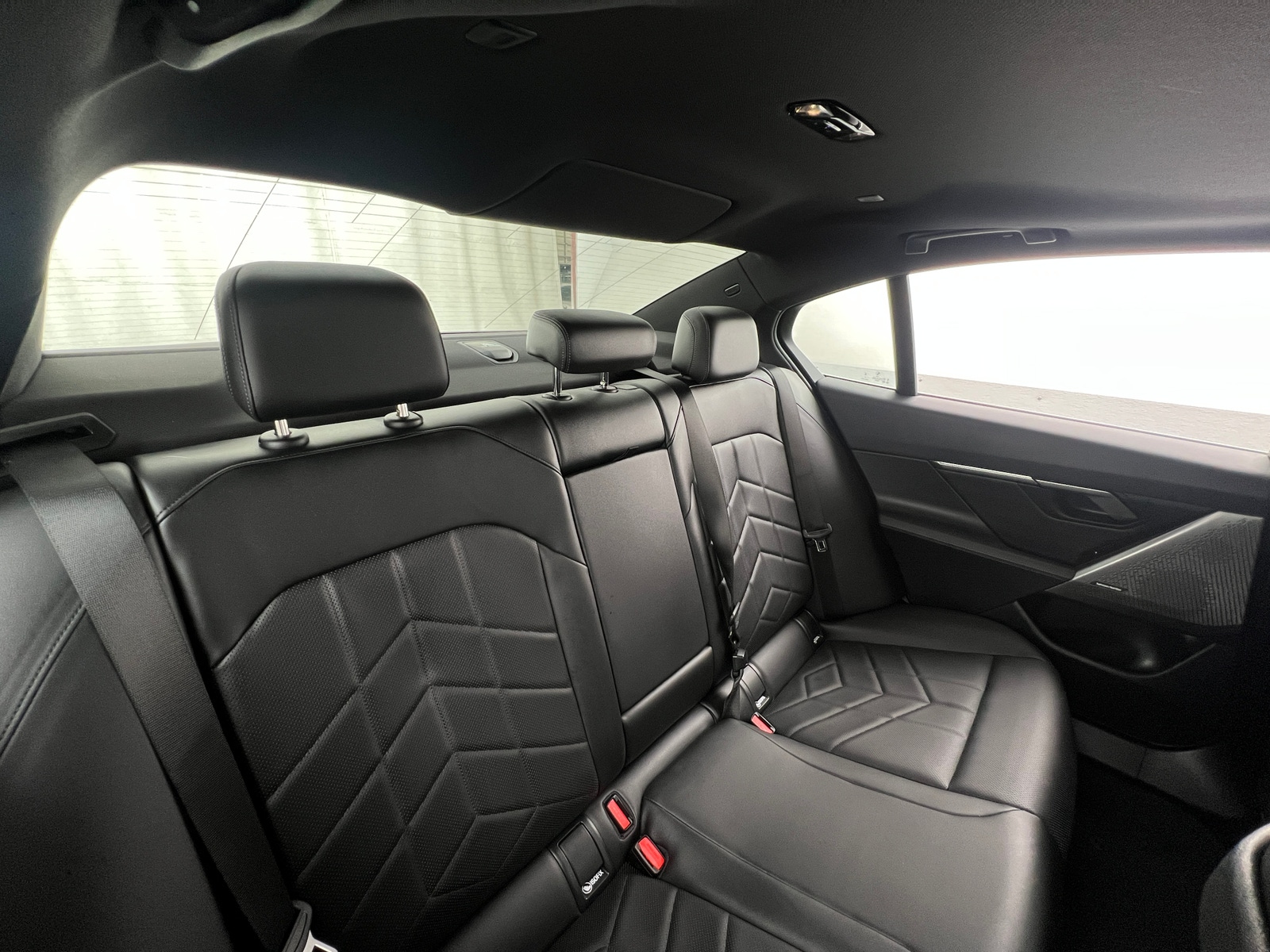 Thumbnail: 2024 BMW 5 Series - 5