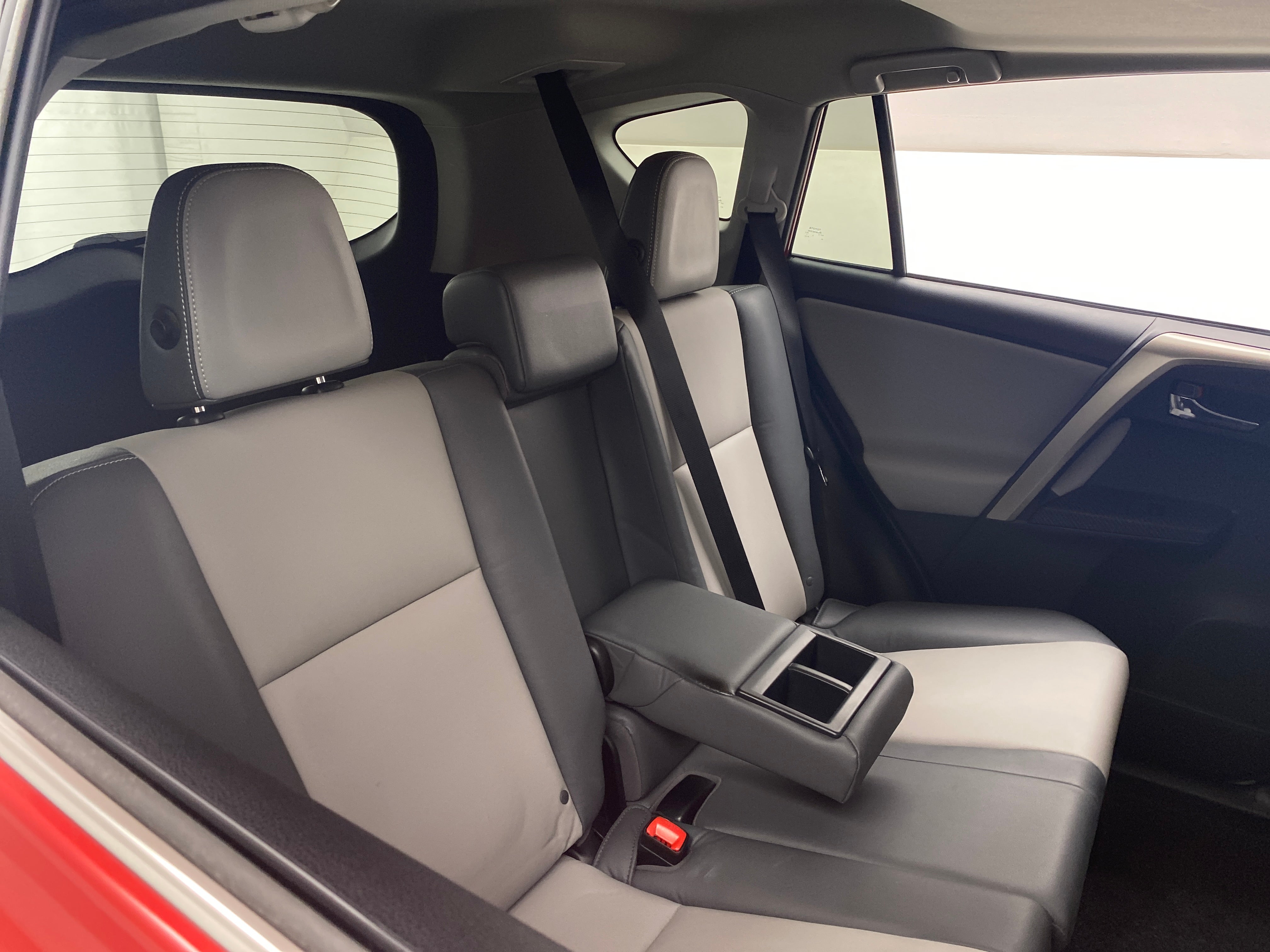 2015 Toyota RAV4 Limited 5