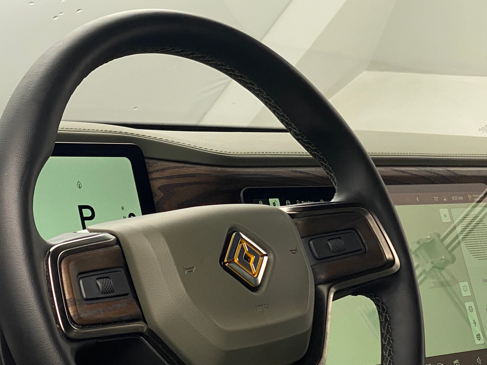 Thumbnail: 2022 Rivian R1T - 5