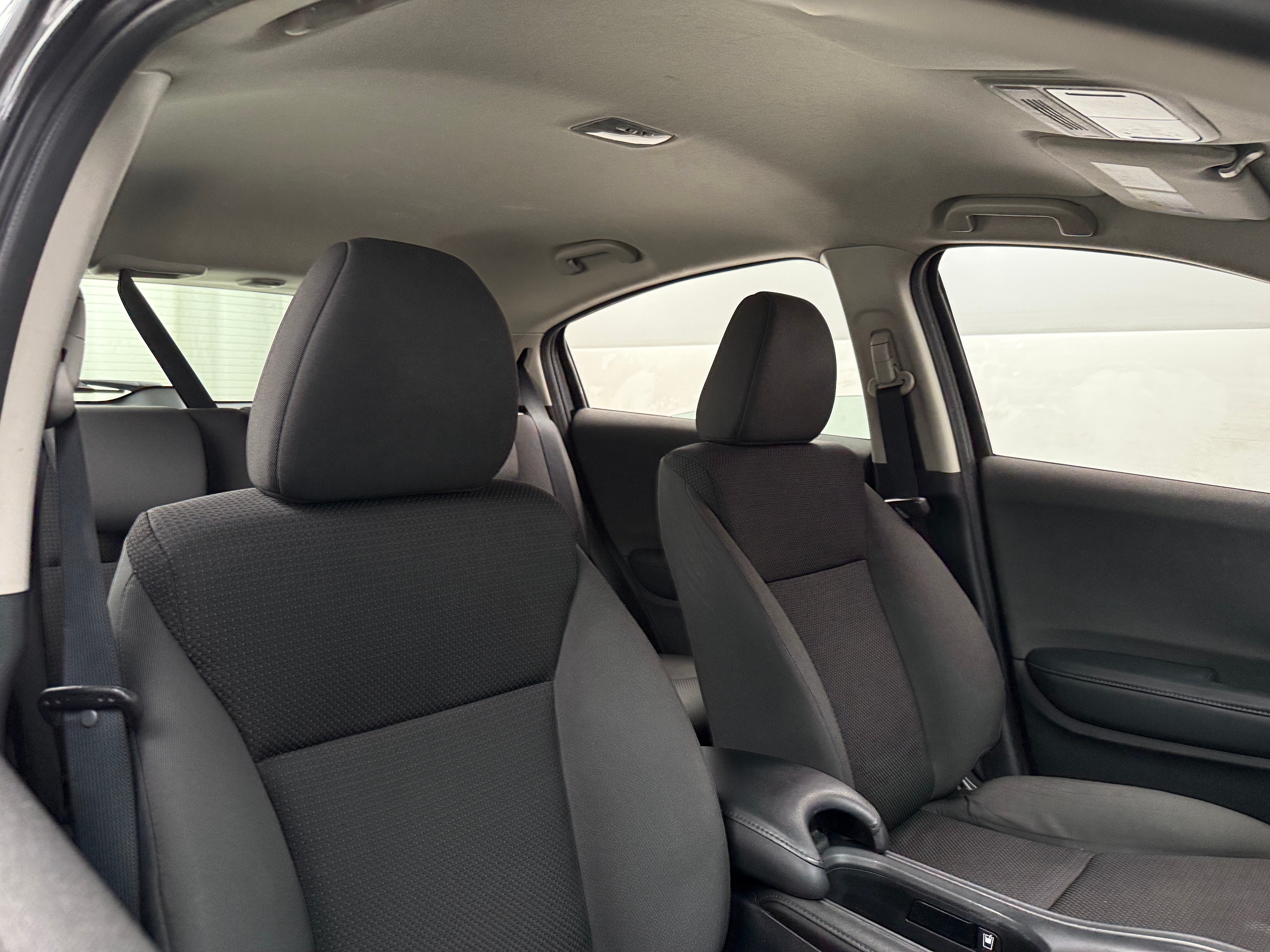 2020 Honda HR-V LX 2