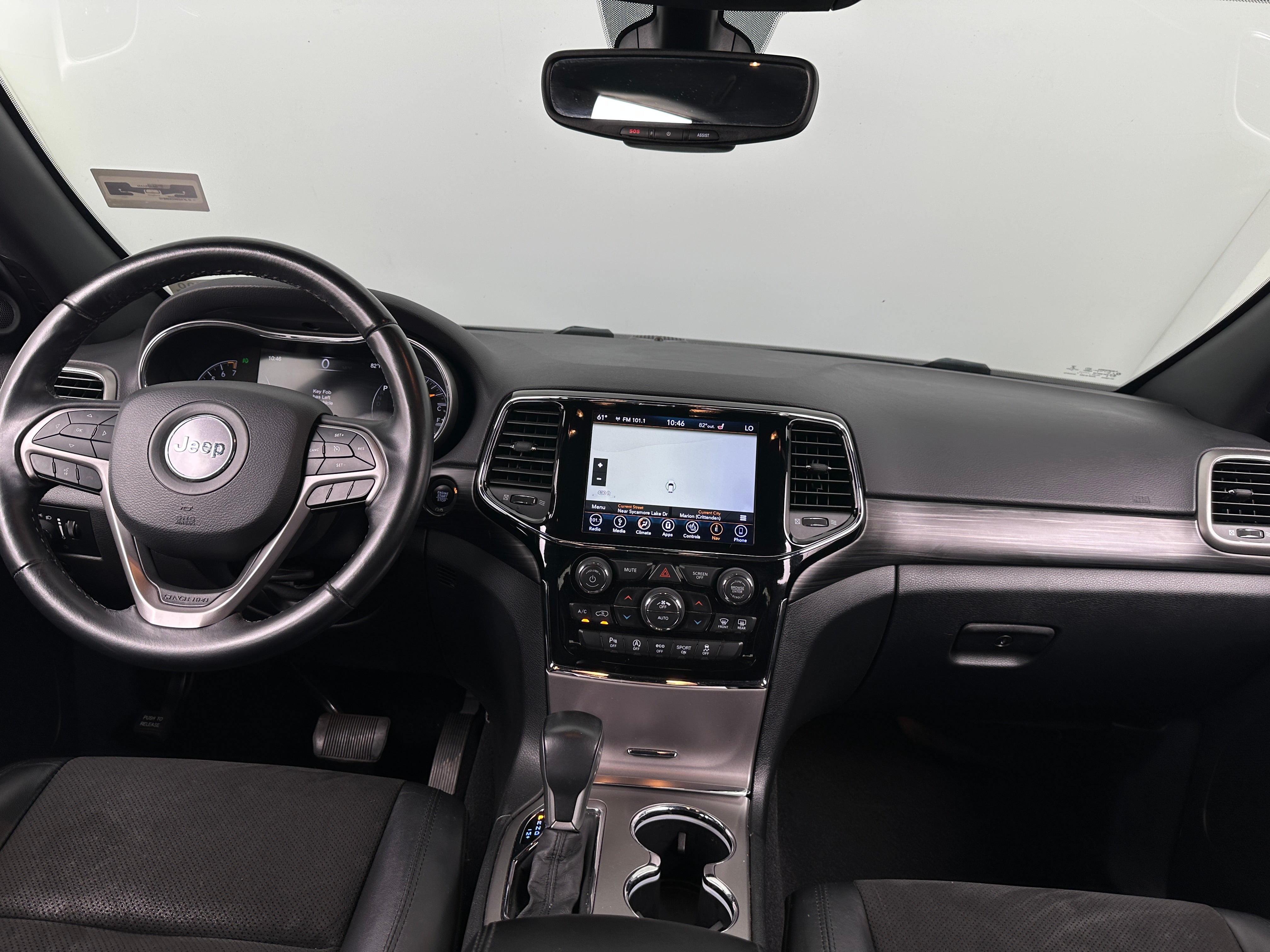 2019 Jeep Grand Cherokee Laredo 2