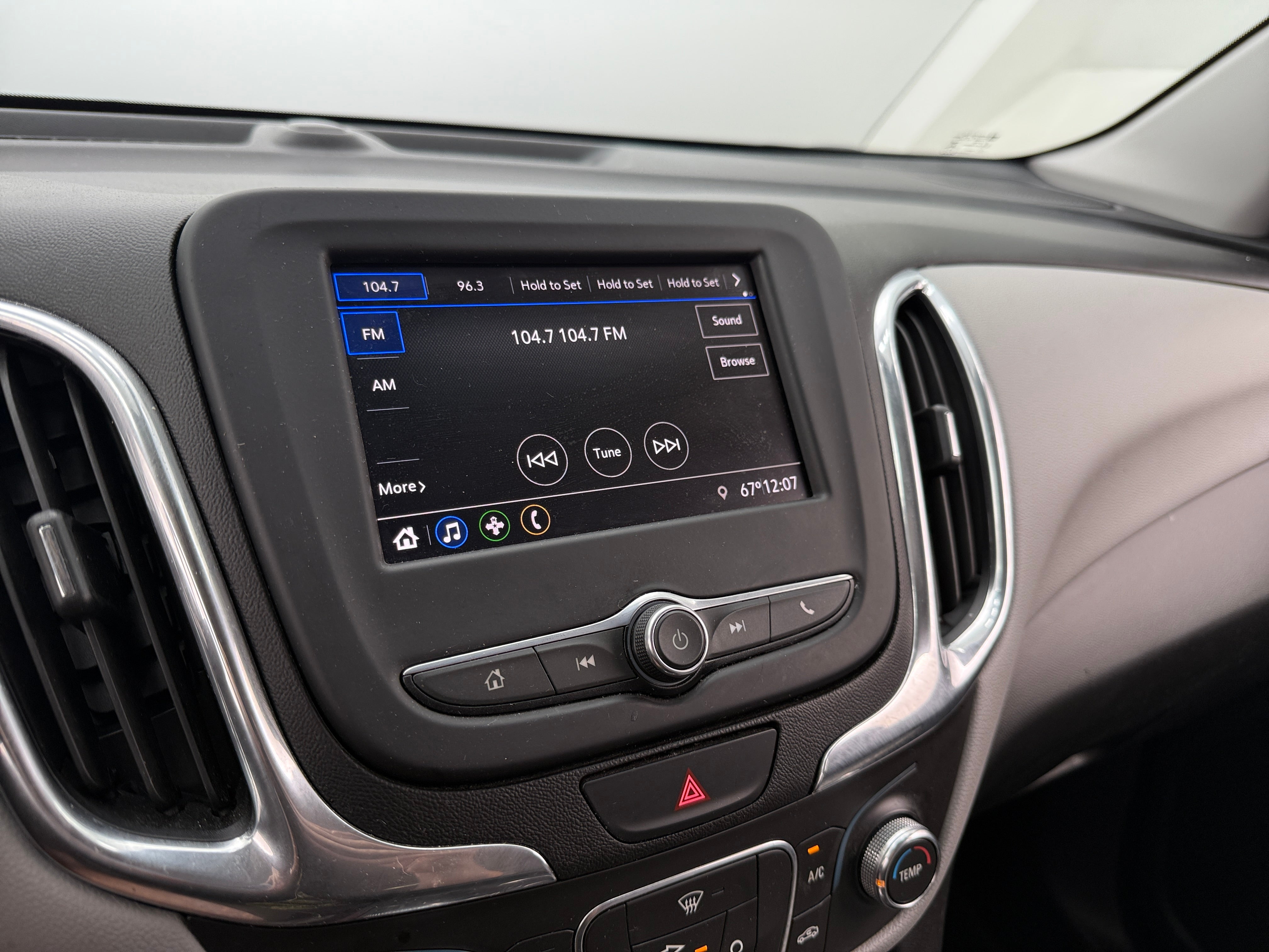 2020 Chevrolet Equinox LS 4