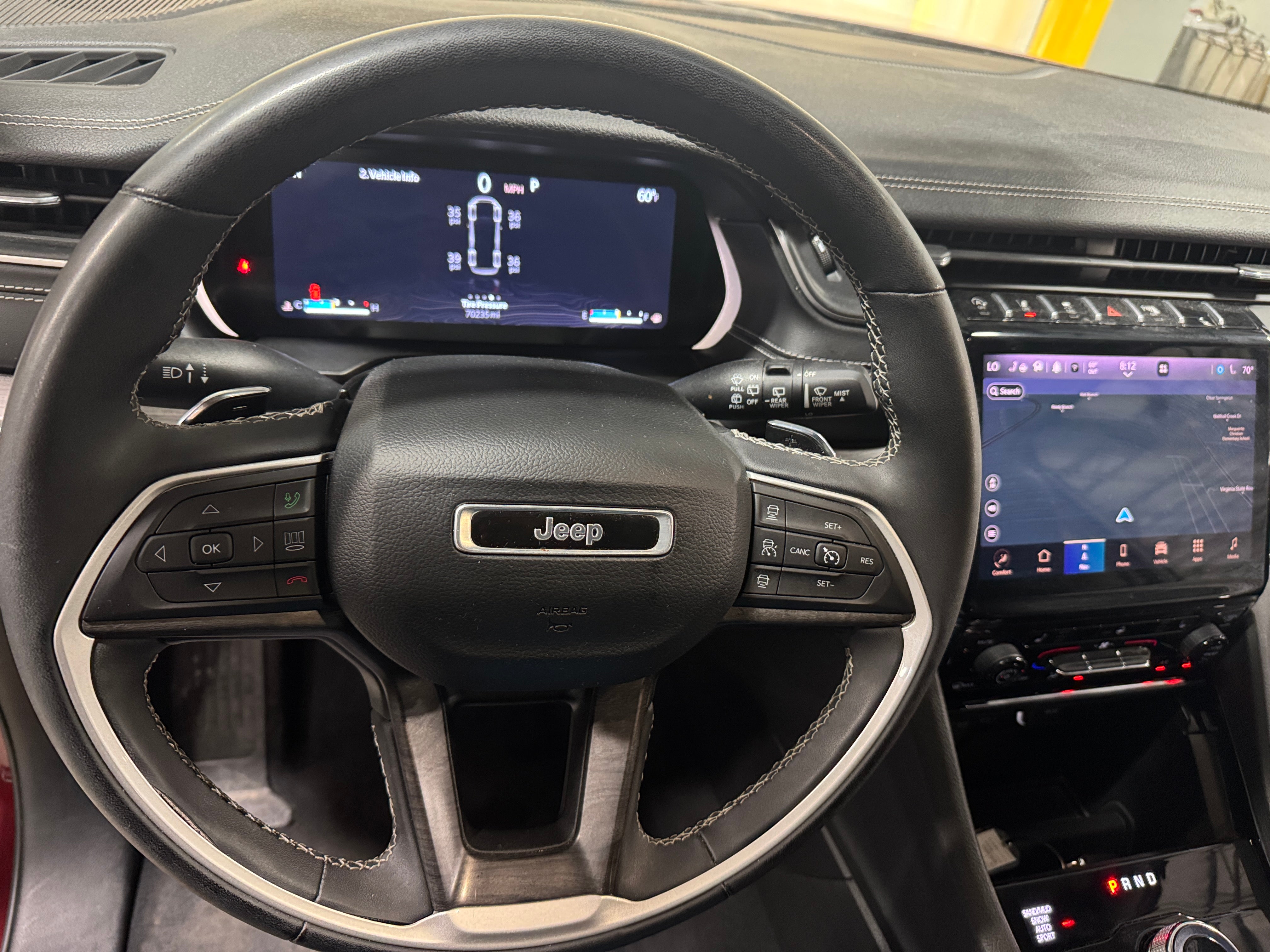2023 Jeep Grand Cherokee L Limited Edition 4