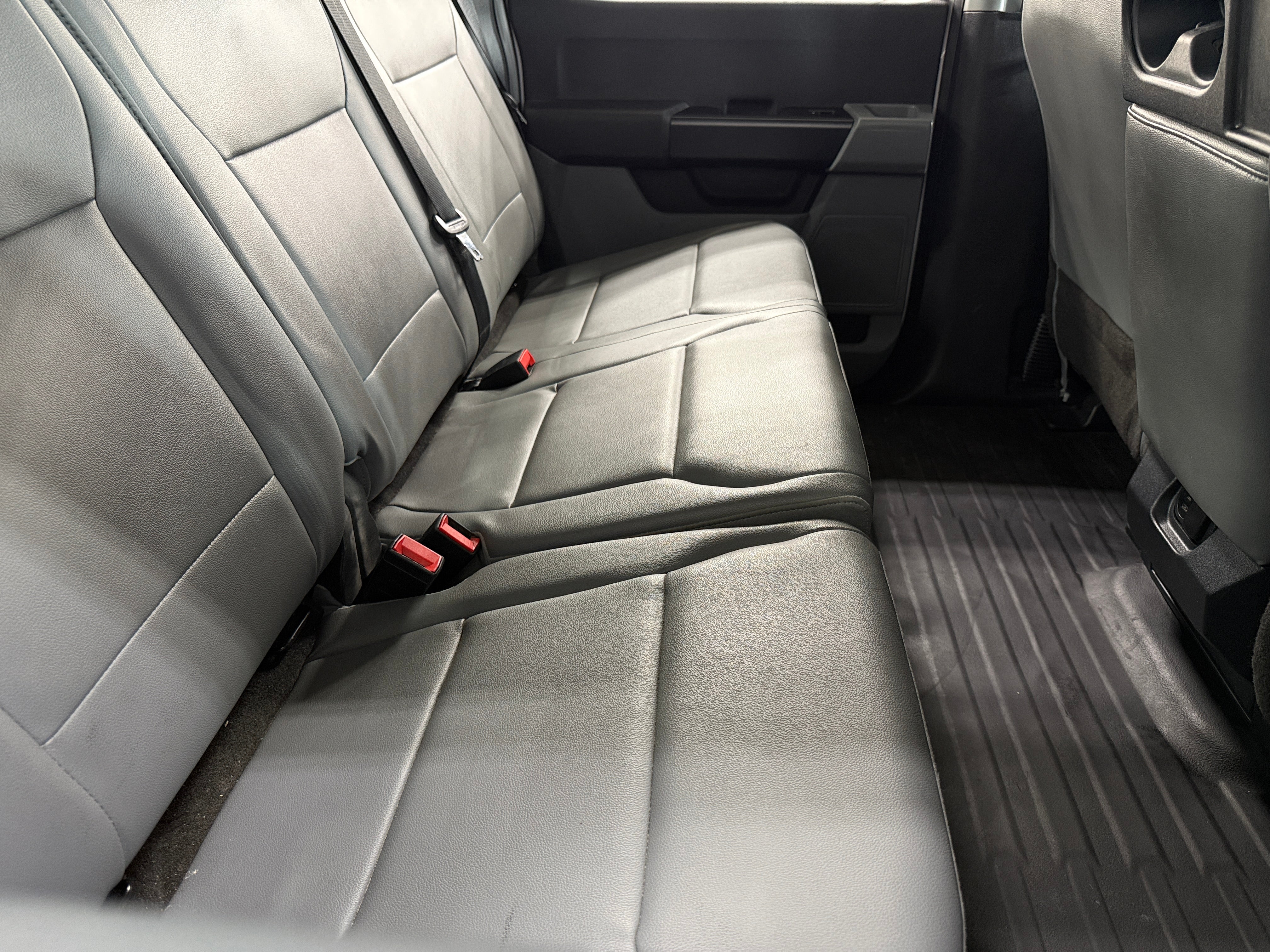2022 Ford Econoline E-150 6