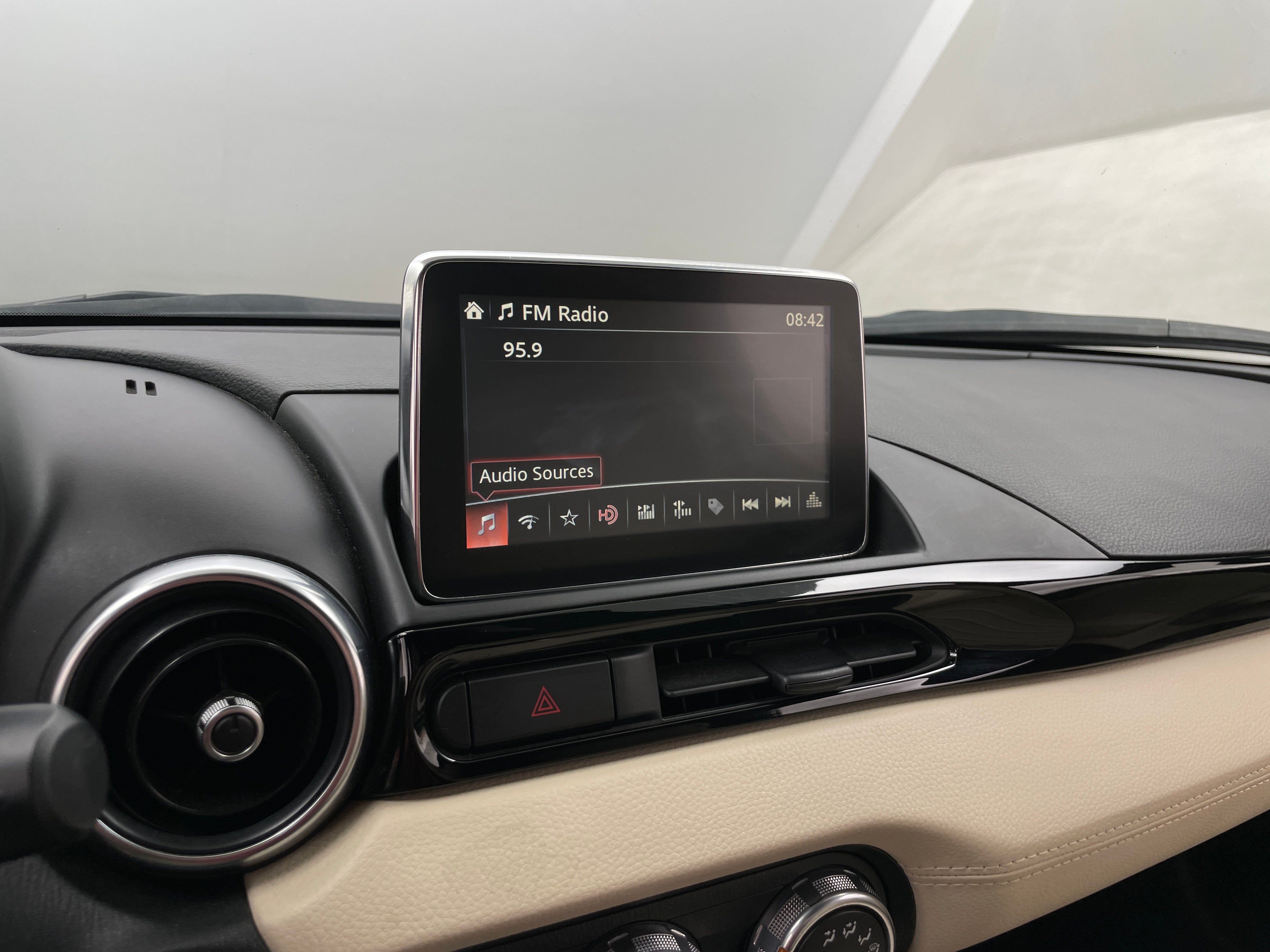 2018 Fiat 124 Spider Lusso 2