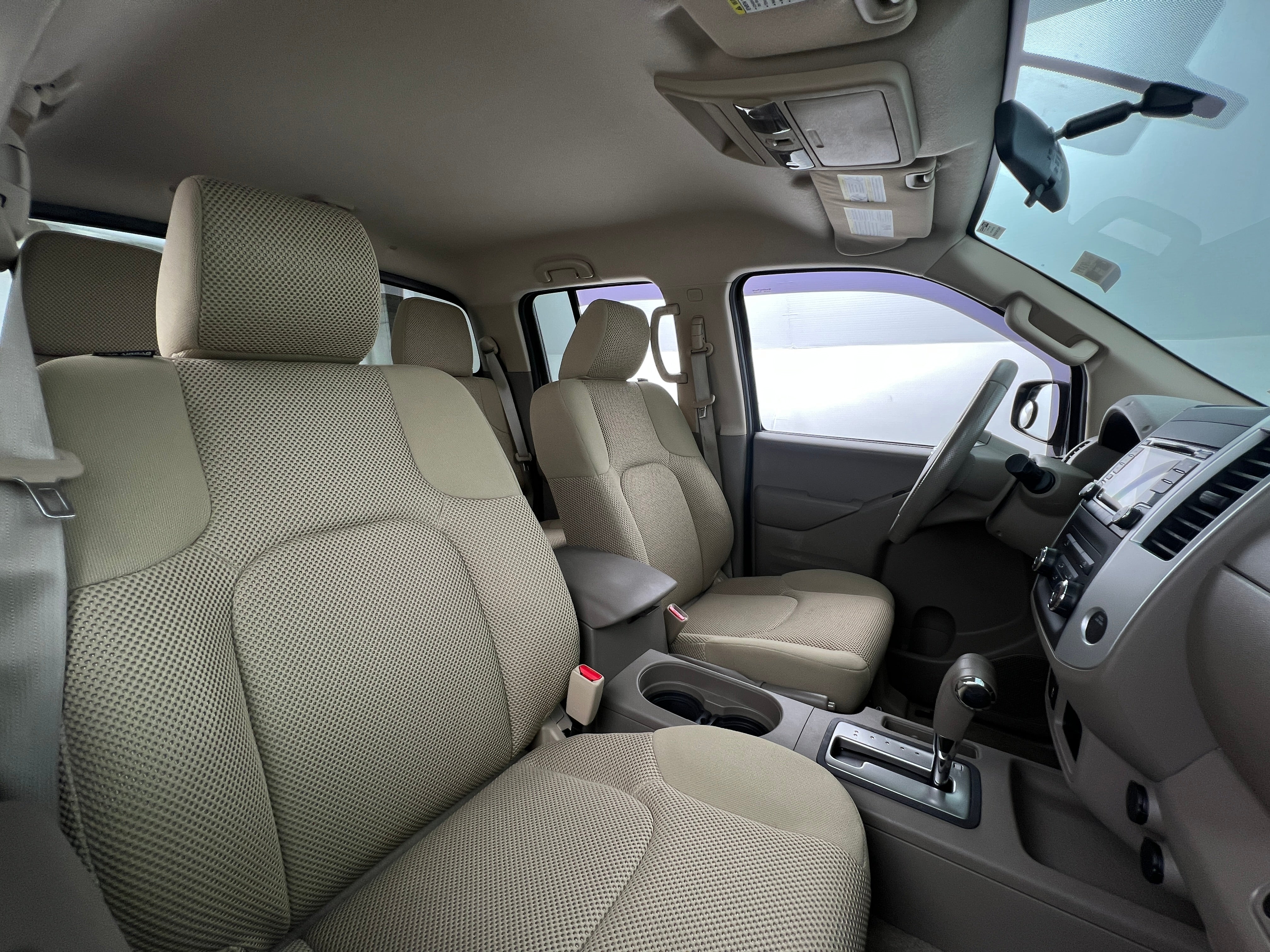 2016 Nissan Frontier SV 2