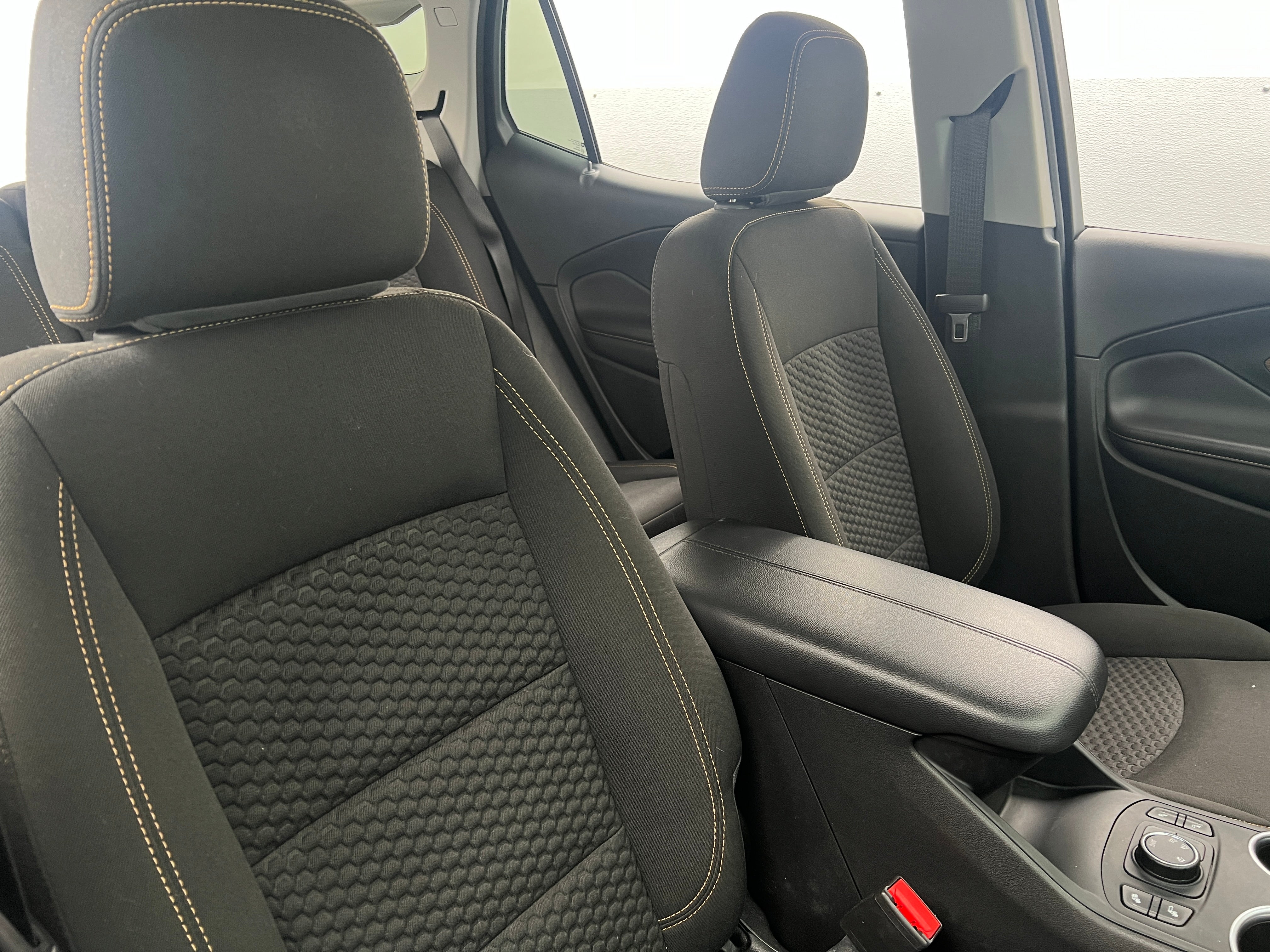 2020 GMC Terrain SLE 2