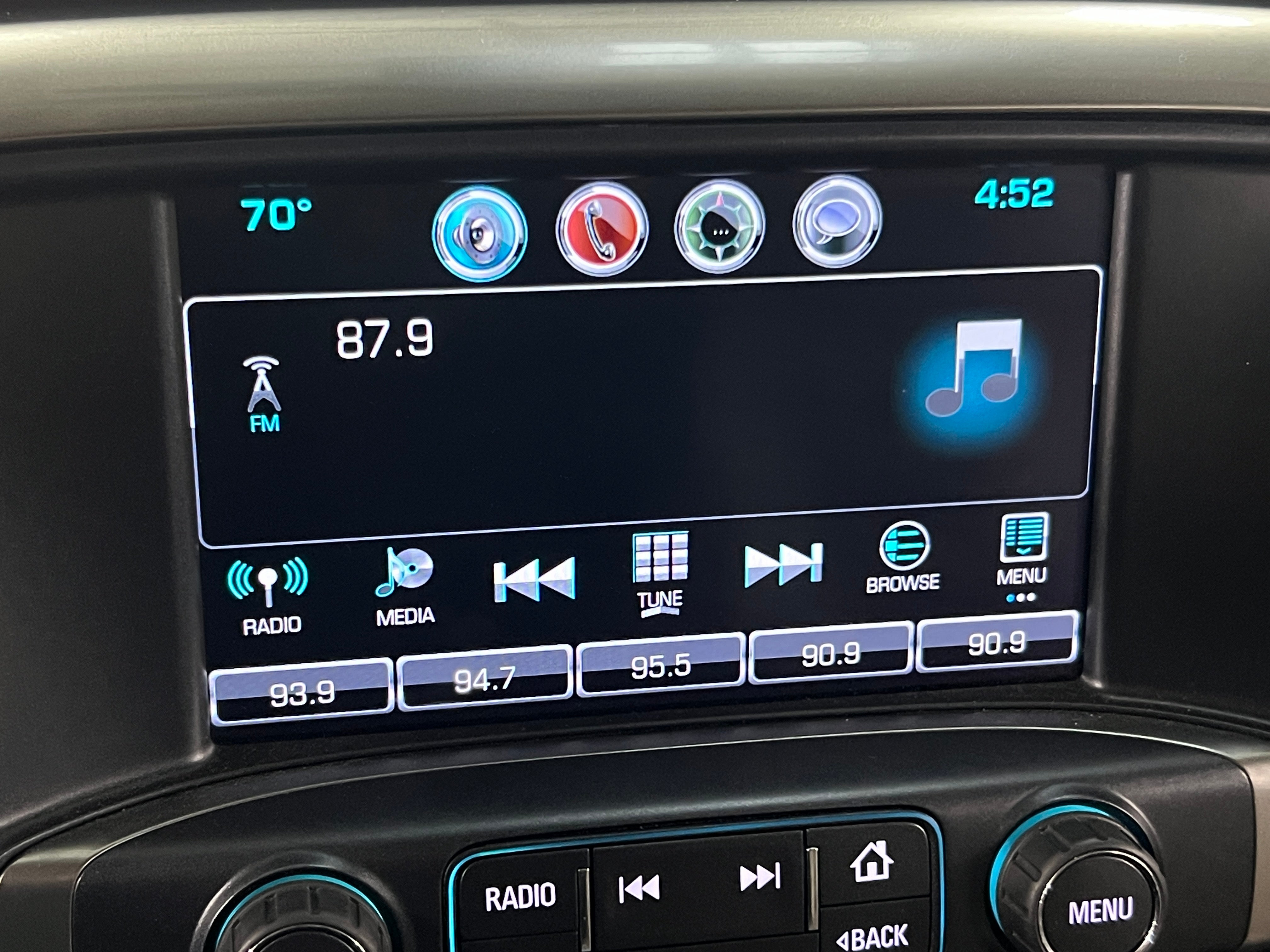 2018 Chevrolet Silverado 1500 LTZ 3