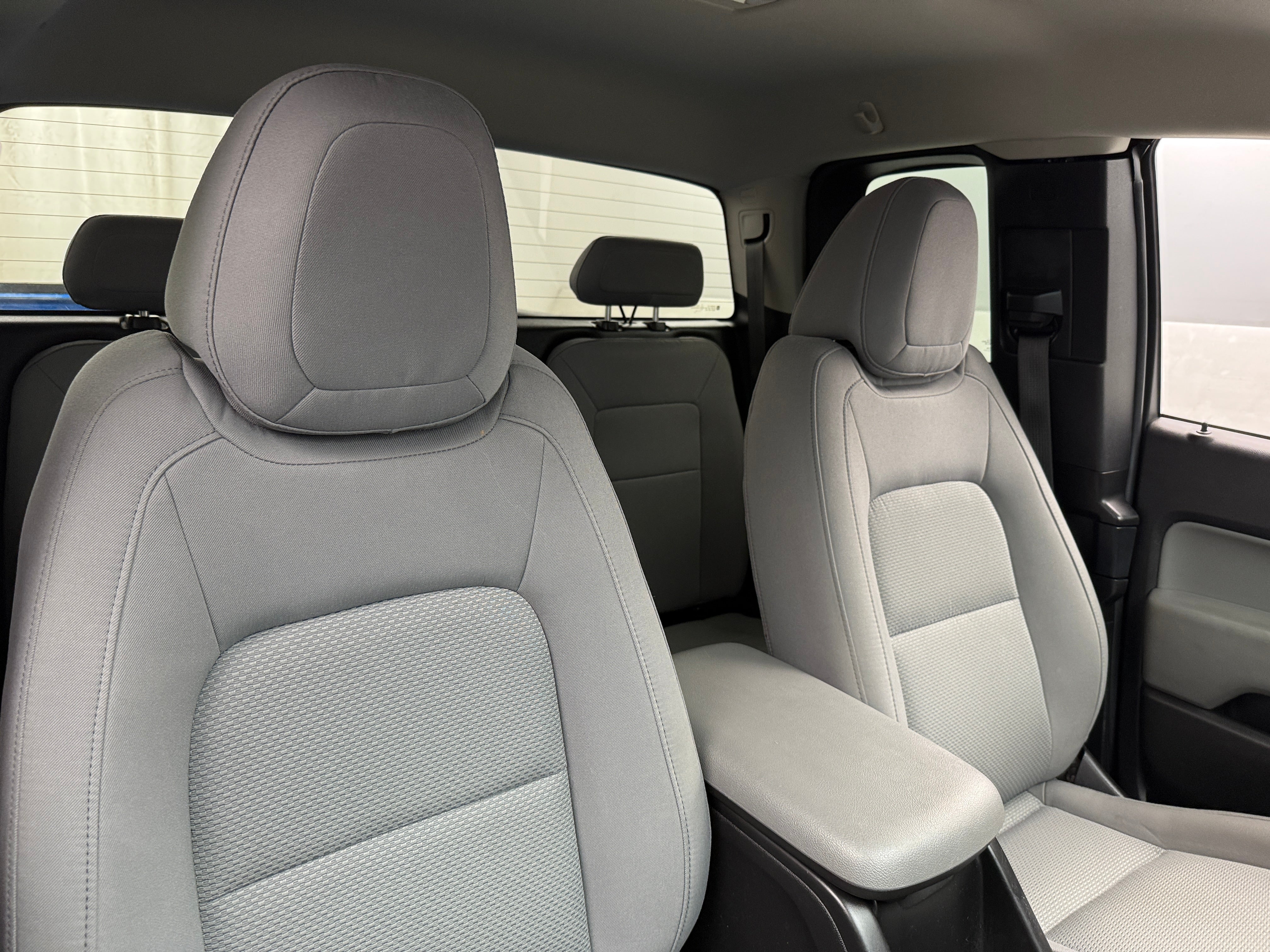 2021 GMC Canyon Elevation Standard 2