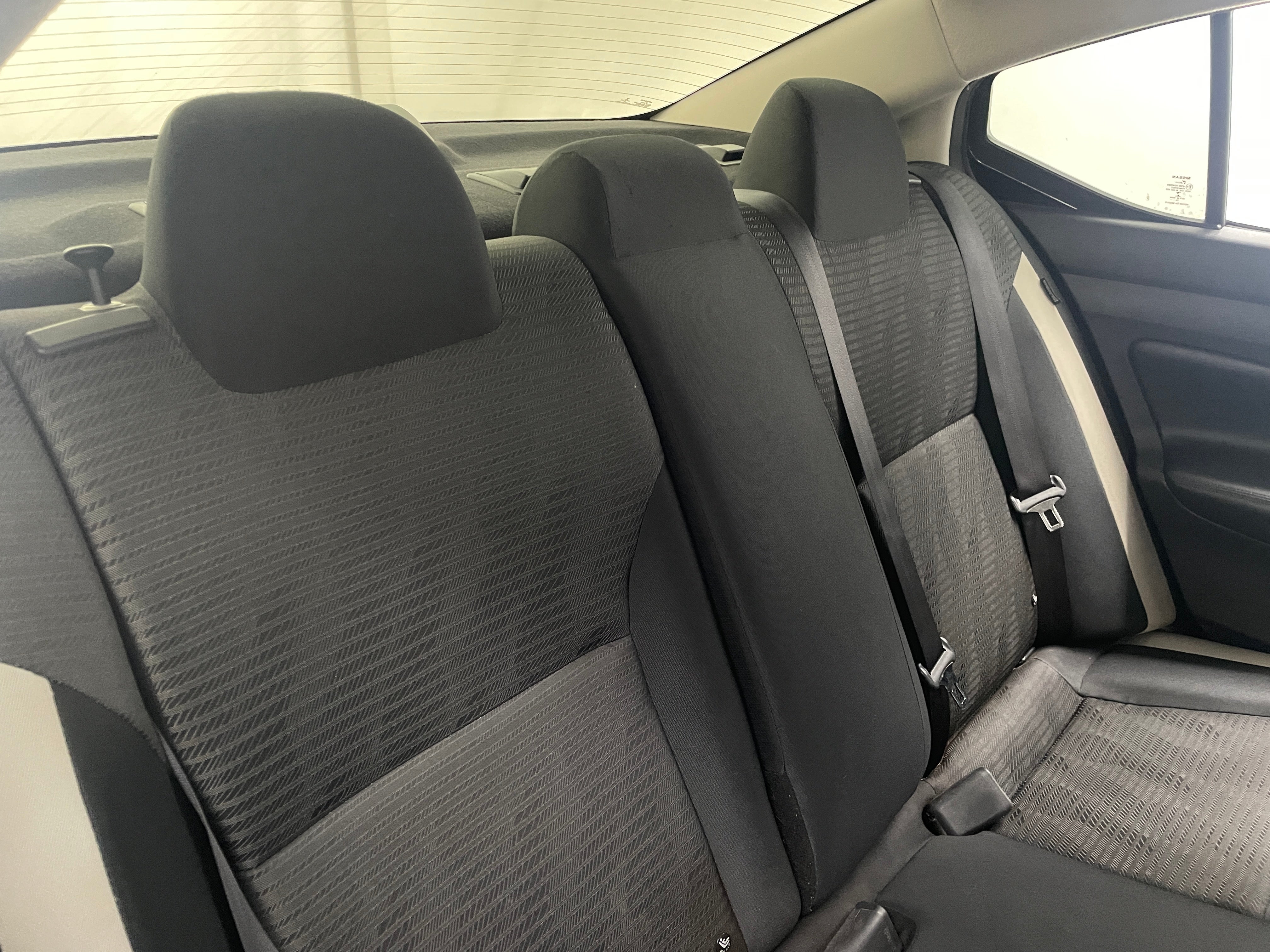2020 Nissan Versa SV 6