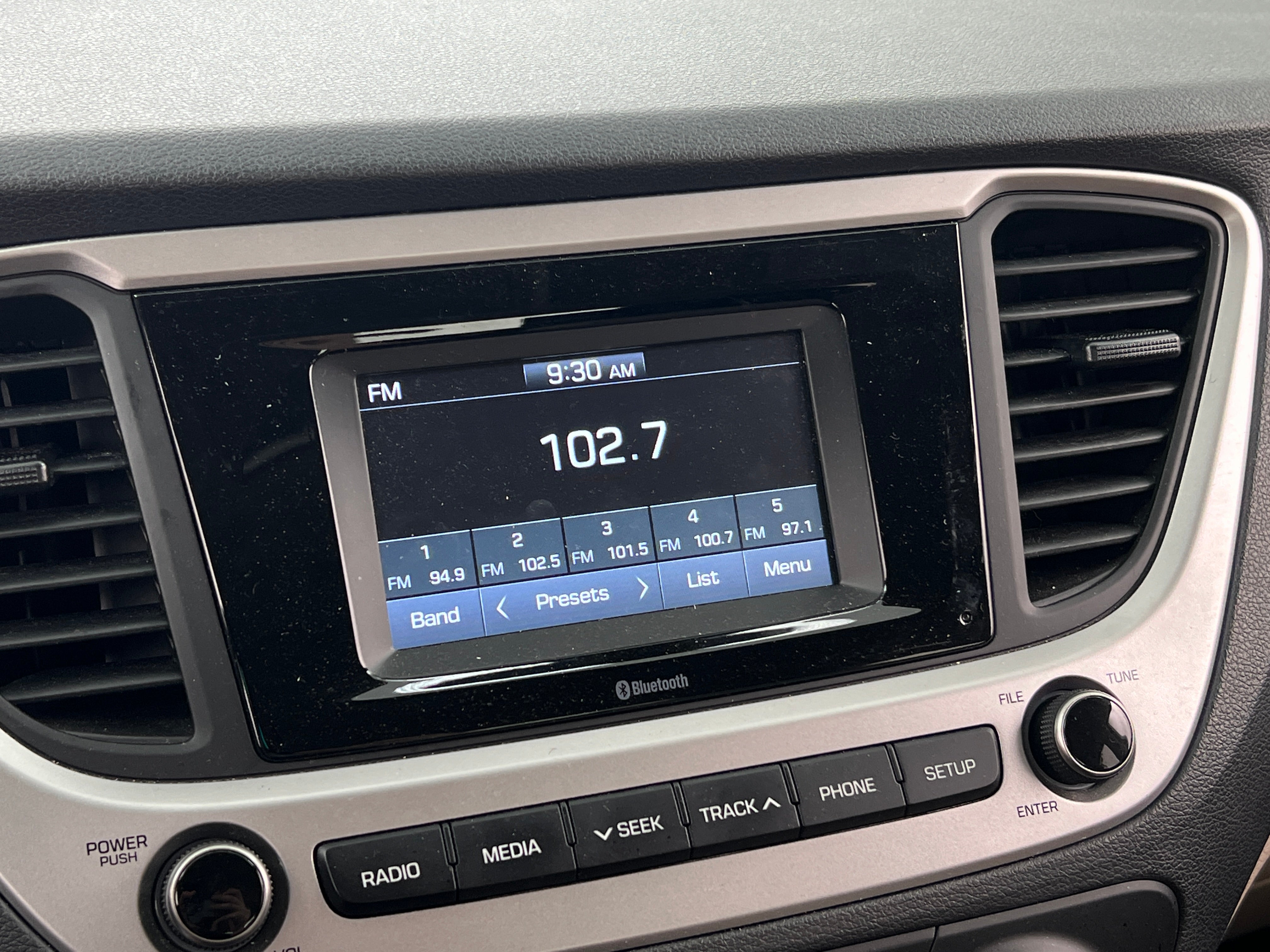 2022 Hyundai Accent SE 4