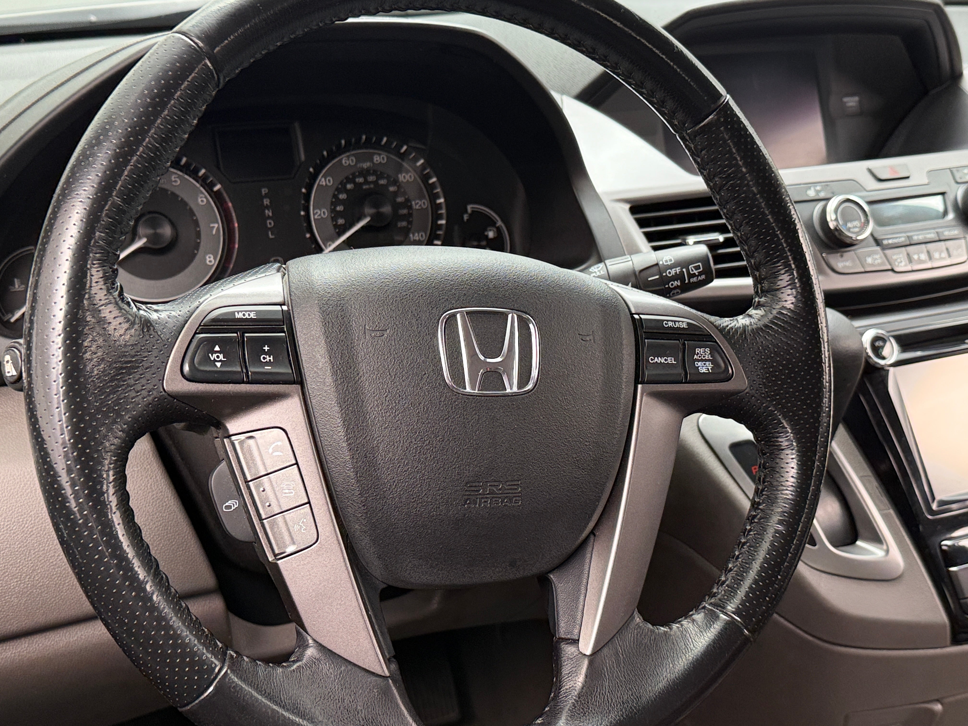 2017 Honda Odyssey EX-L 4