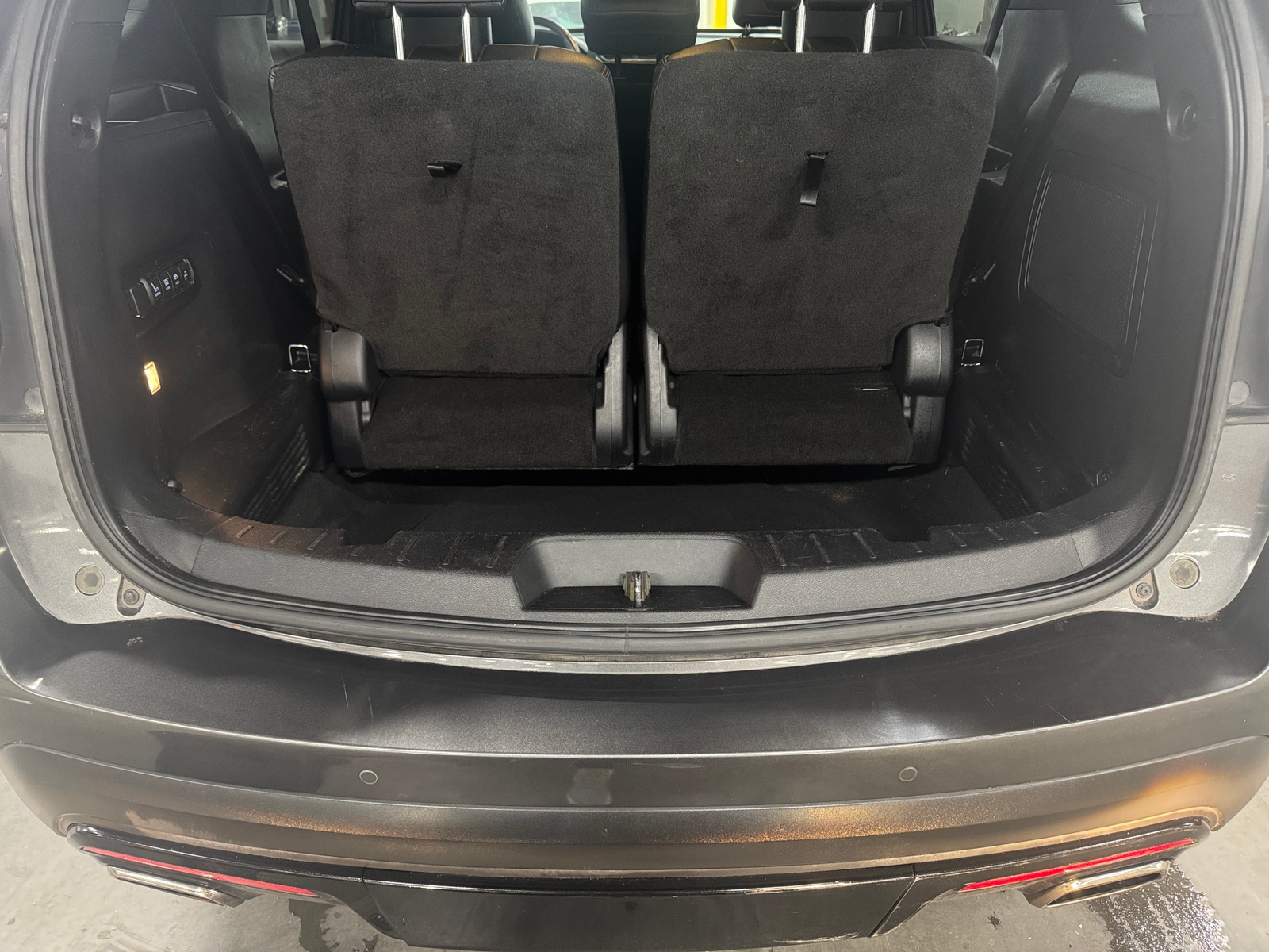 Thumbnail: 2016 Ford Explorer - 6