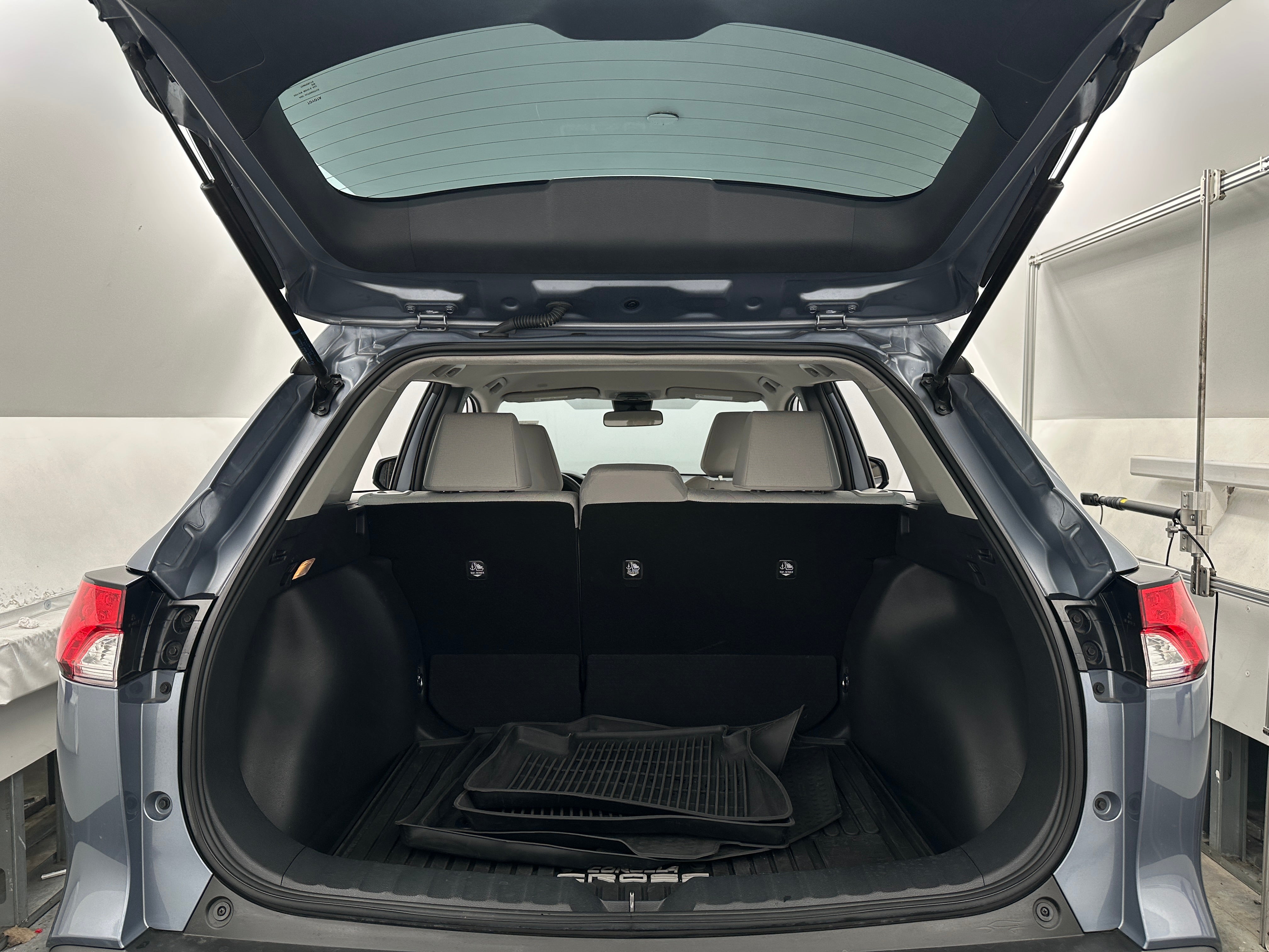 2022 Toyota Corolla Cross L 7