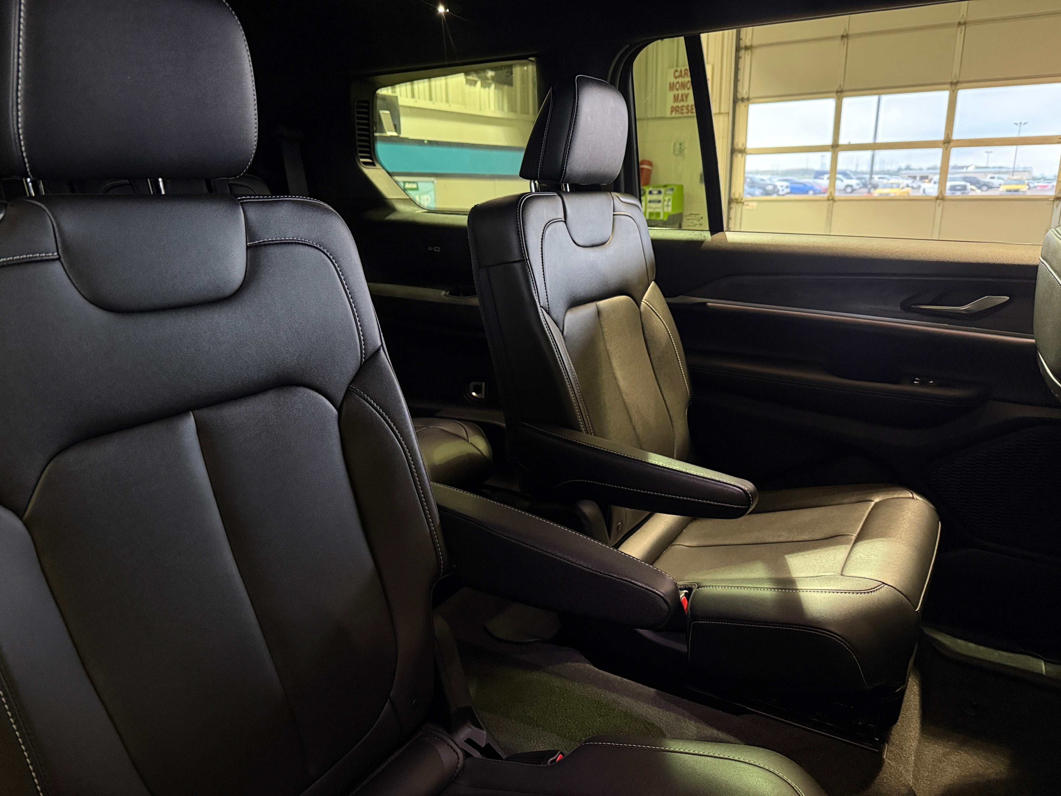 2024 Jeep Grand Cherokee L Limited Edition 6