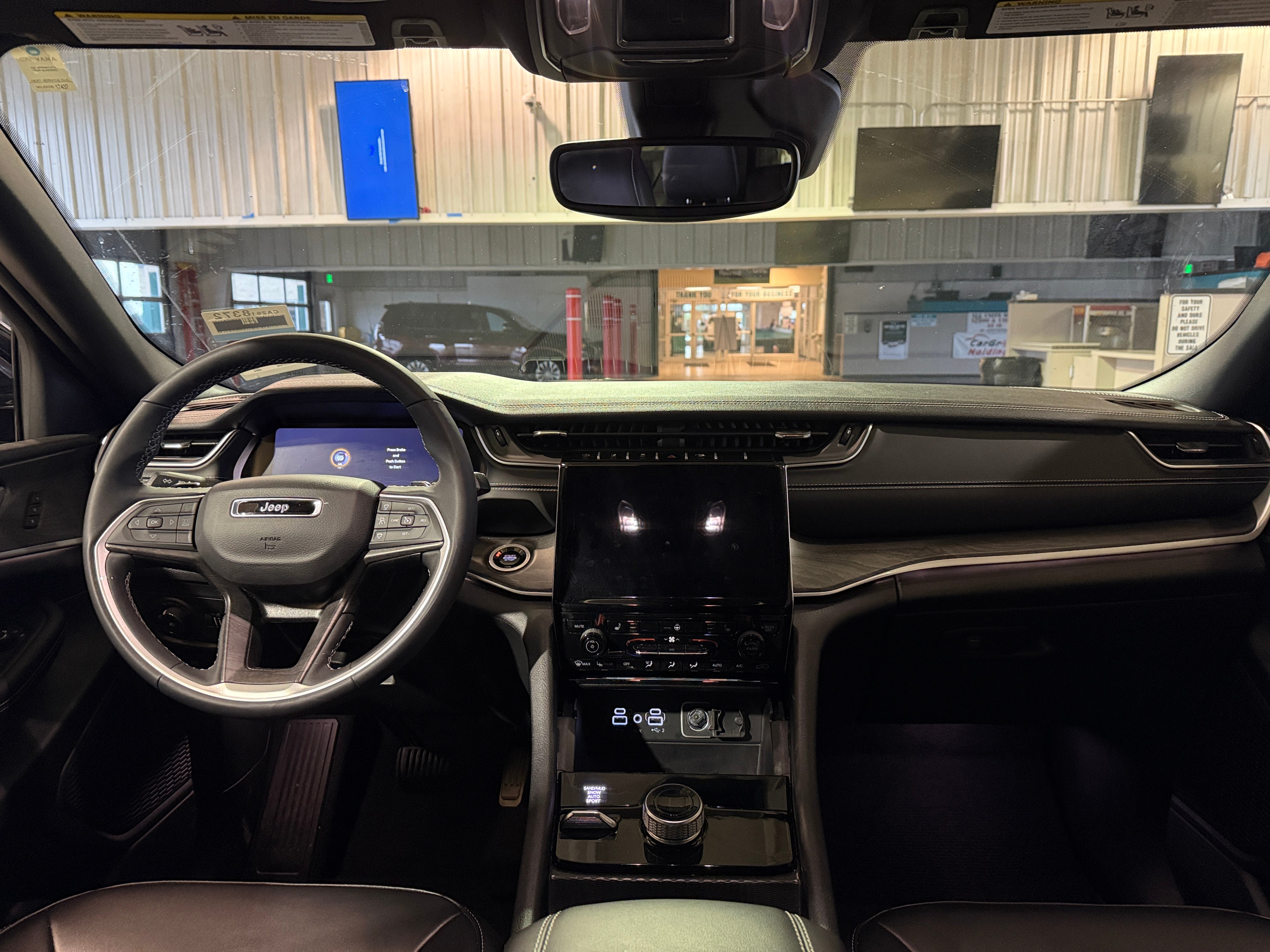 2024 Jeep Grand Cherokee L Limited Edition 3