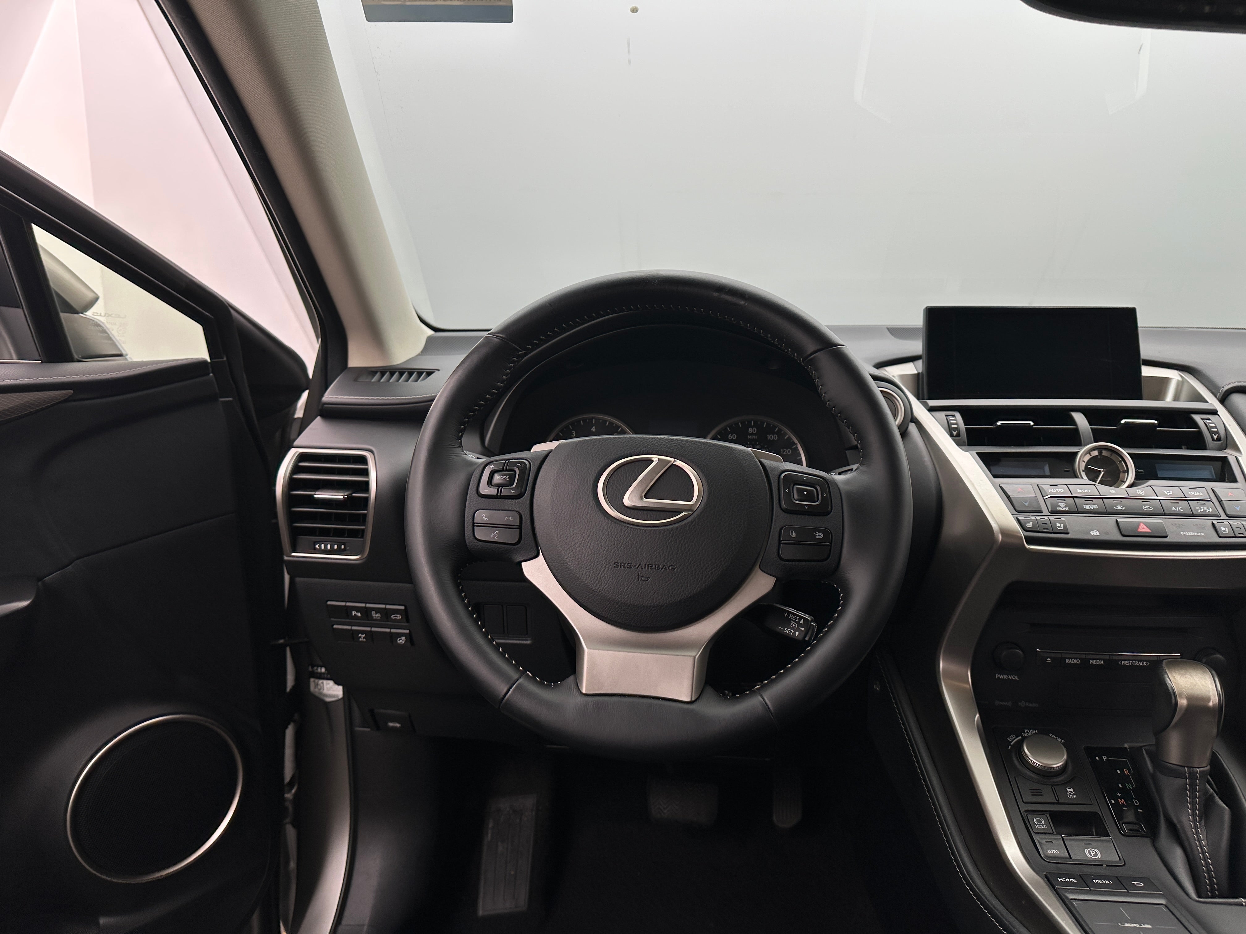 2016 Lexus NX 200t 4