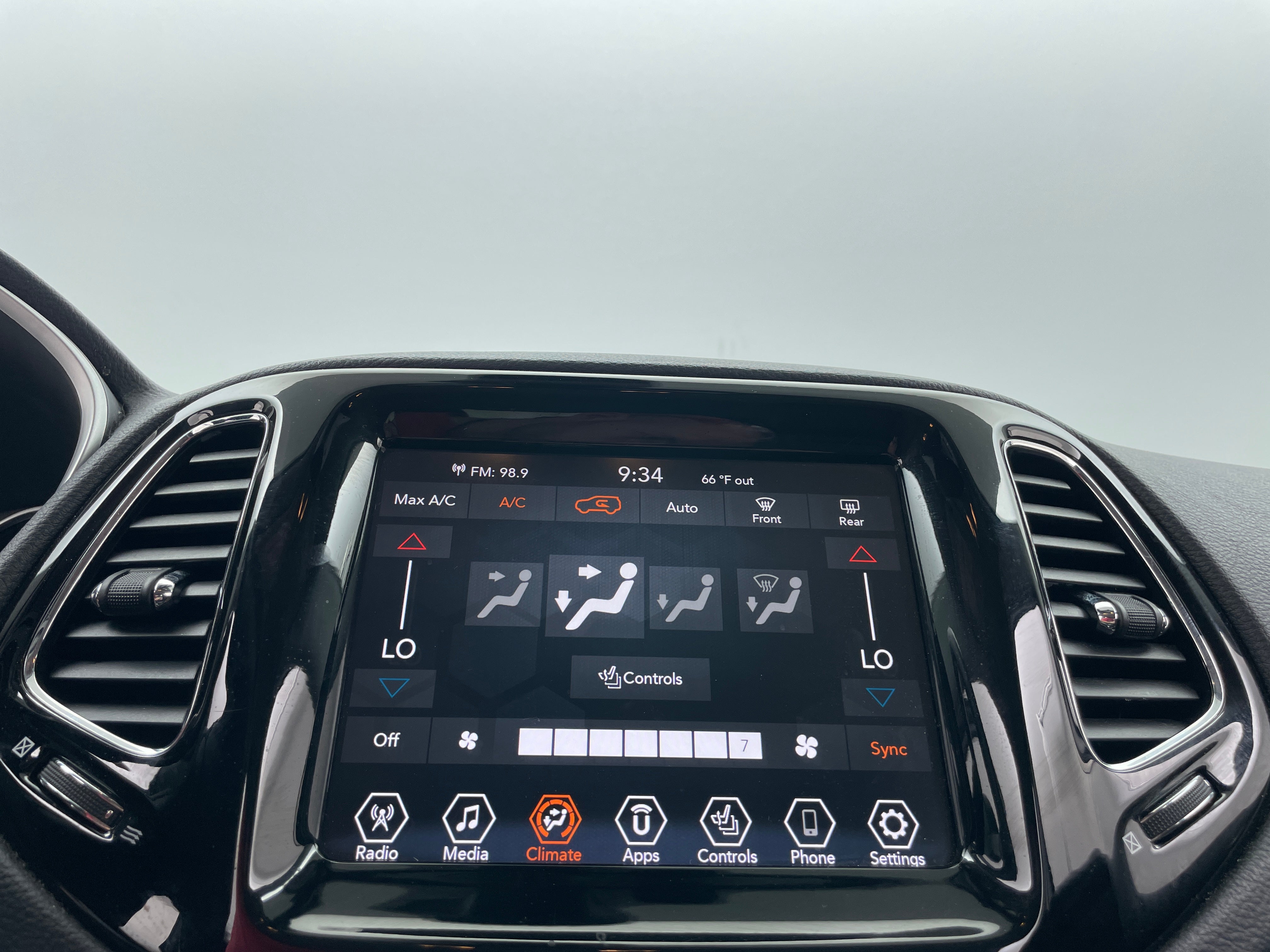 2021 Jeep Compass Limited 3
