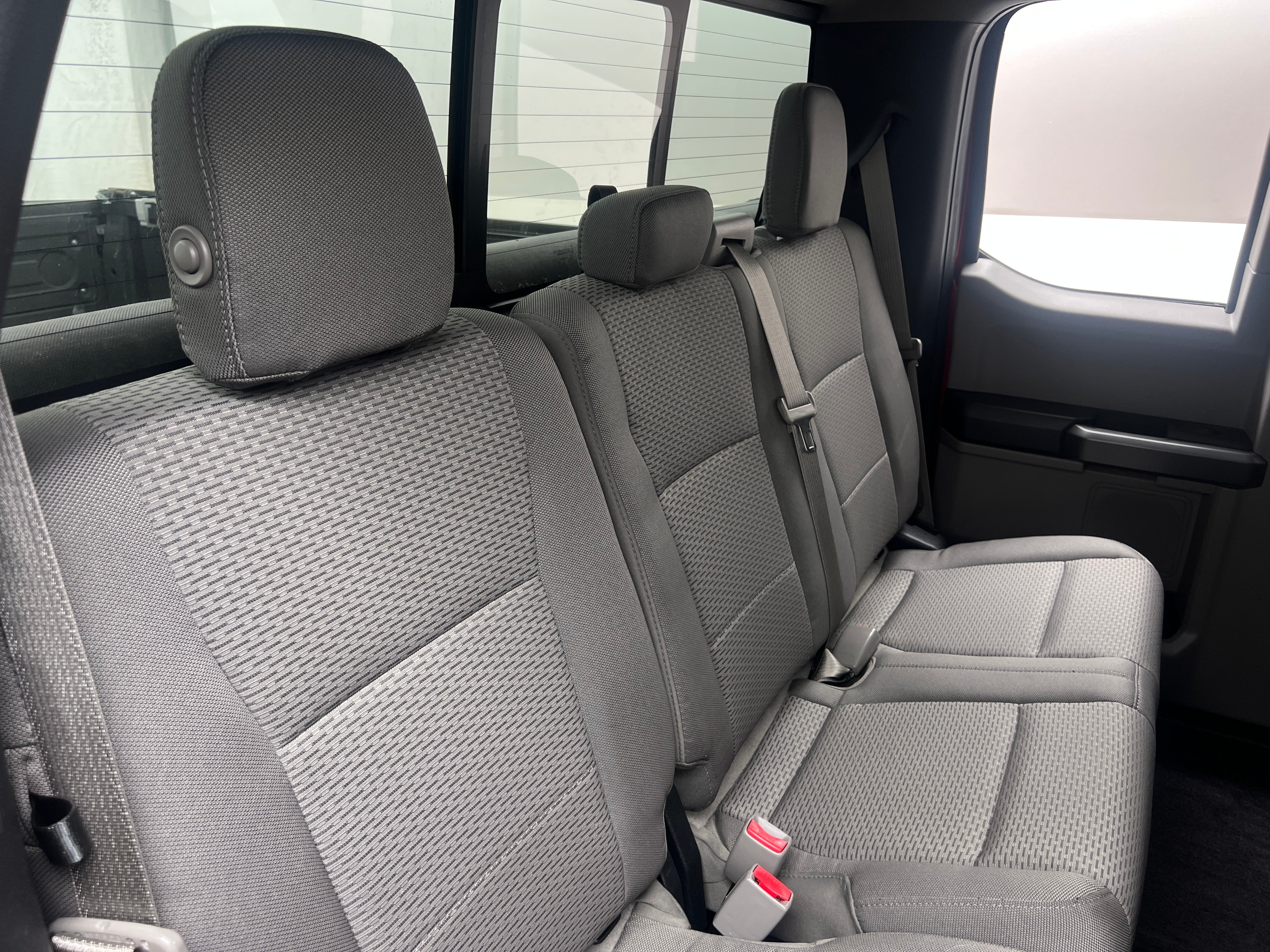 2015 Ford Econoline E-150 6