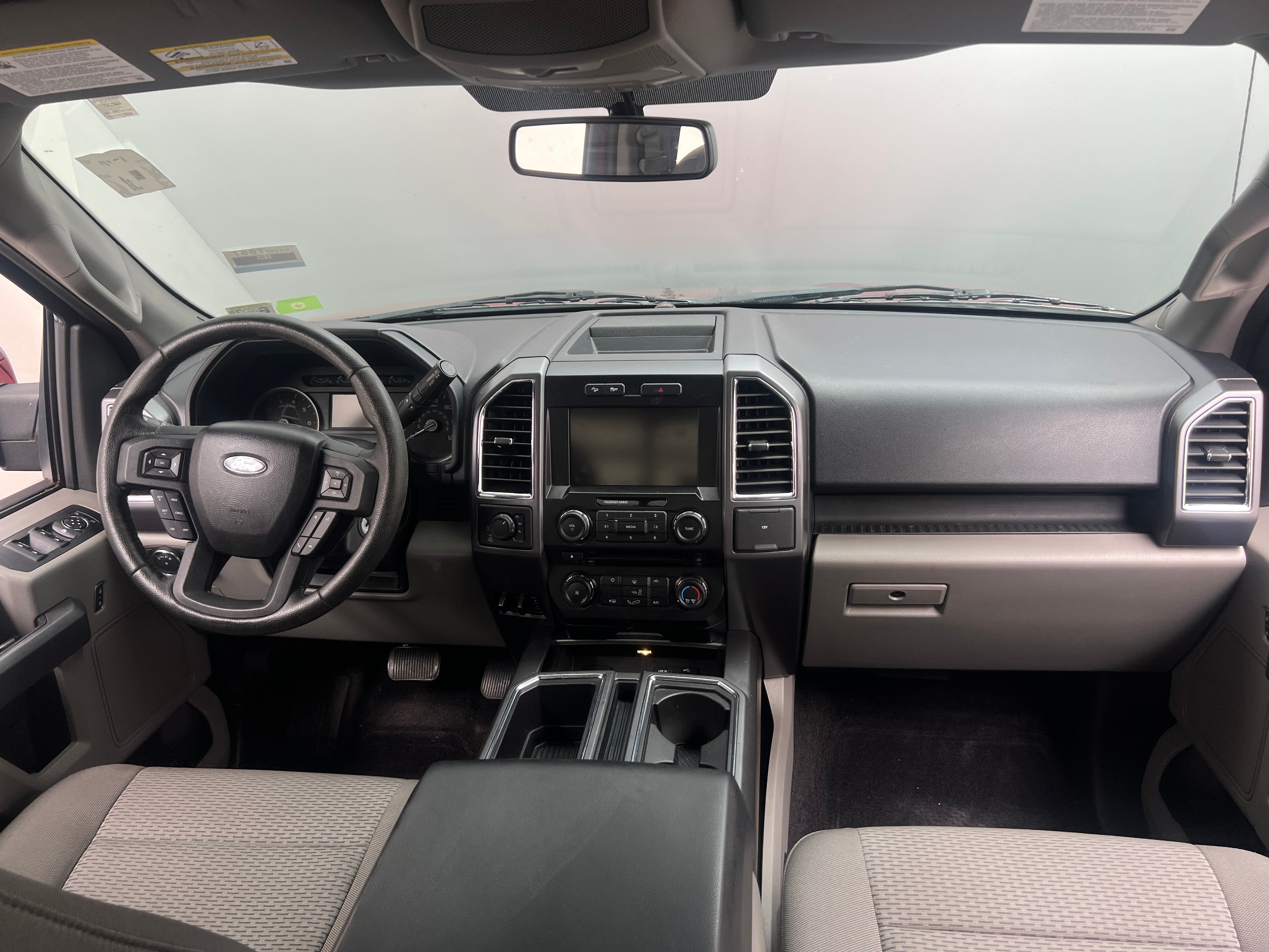 2015 Ford Econoline E-150 3