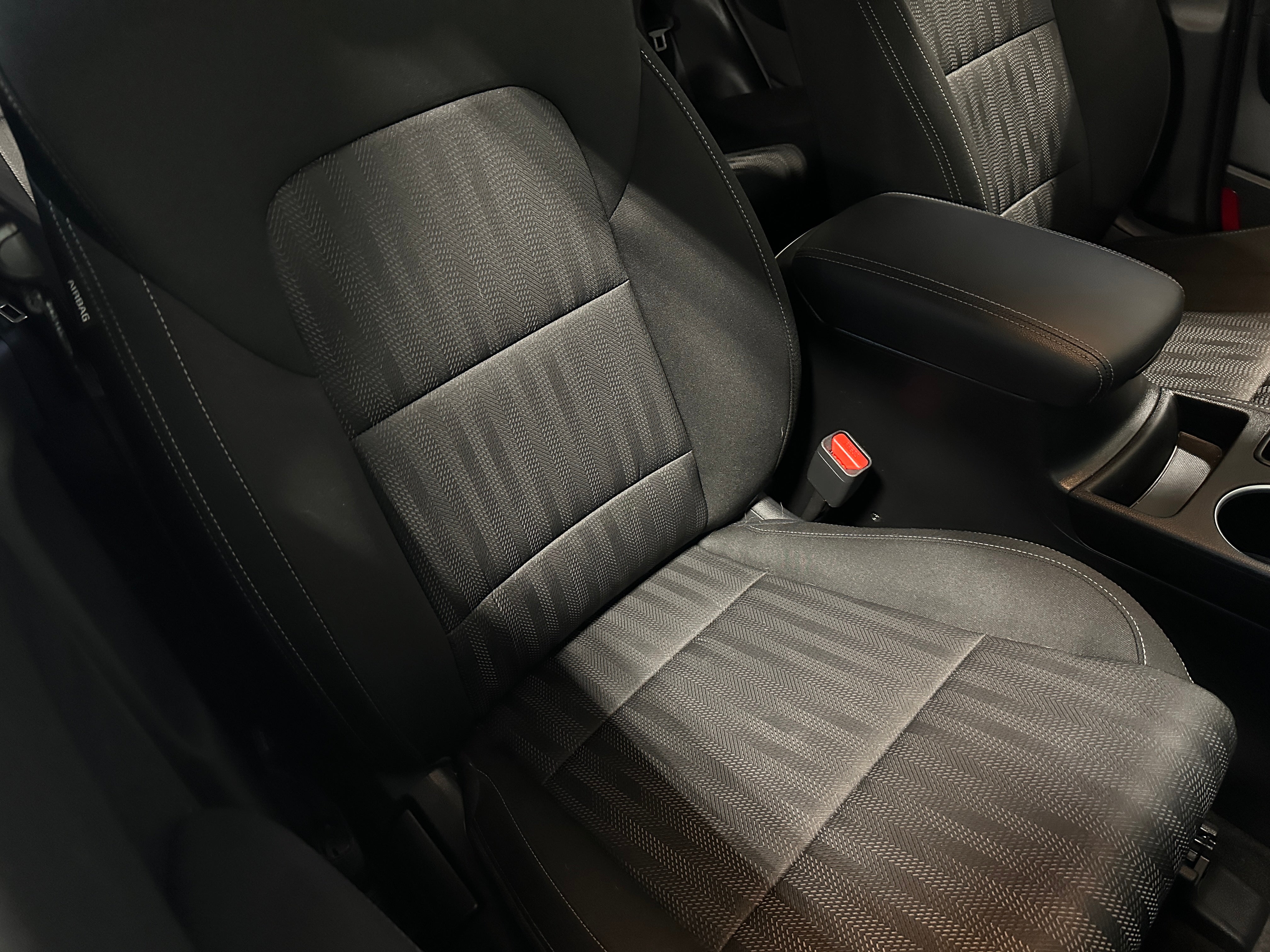 2022 Kia Sportage LX 2