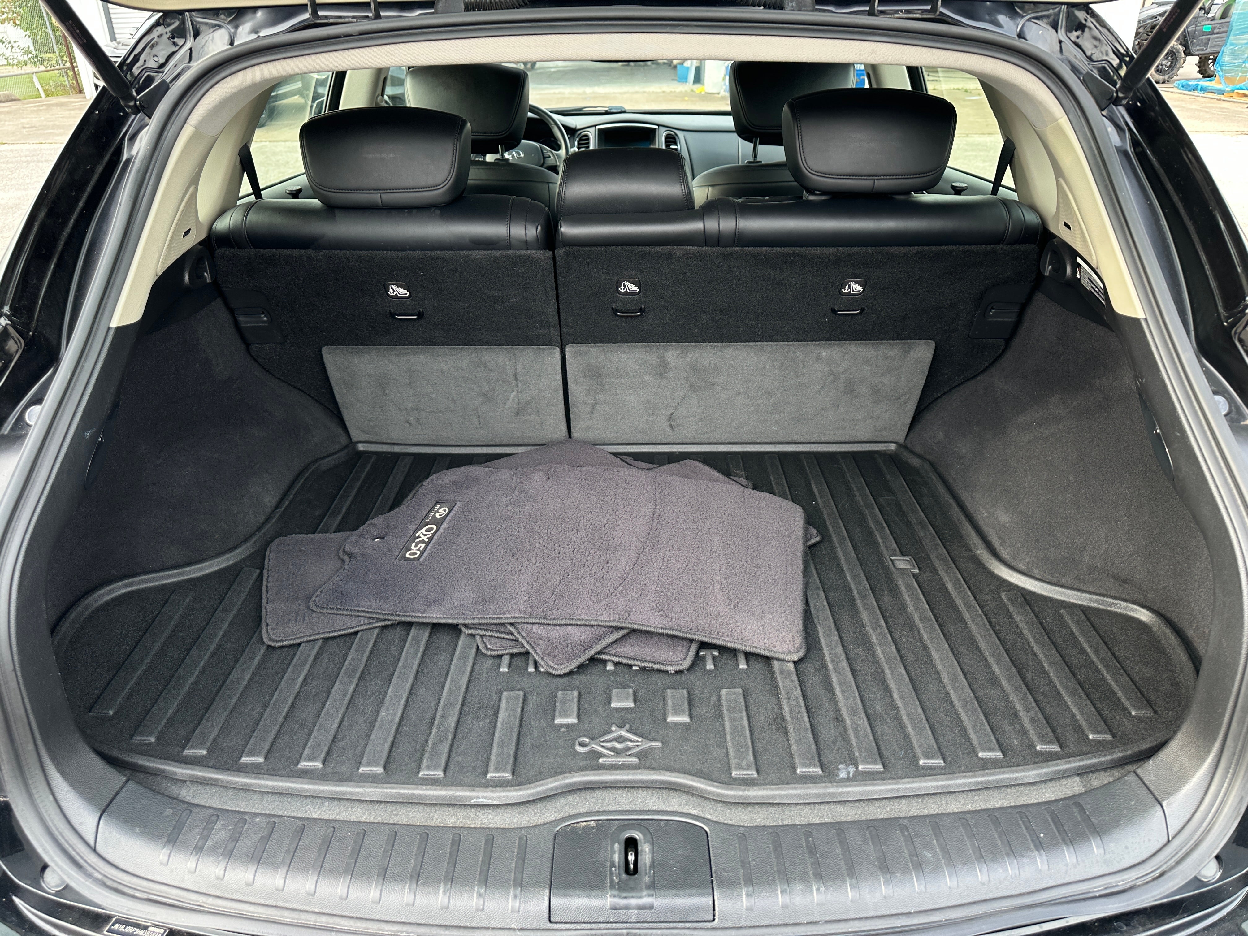 2017 INFINITI QX50 Base 6
