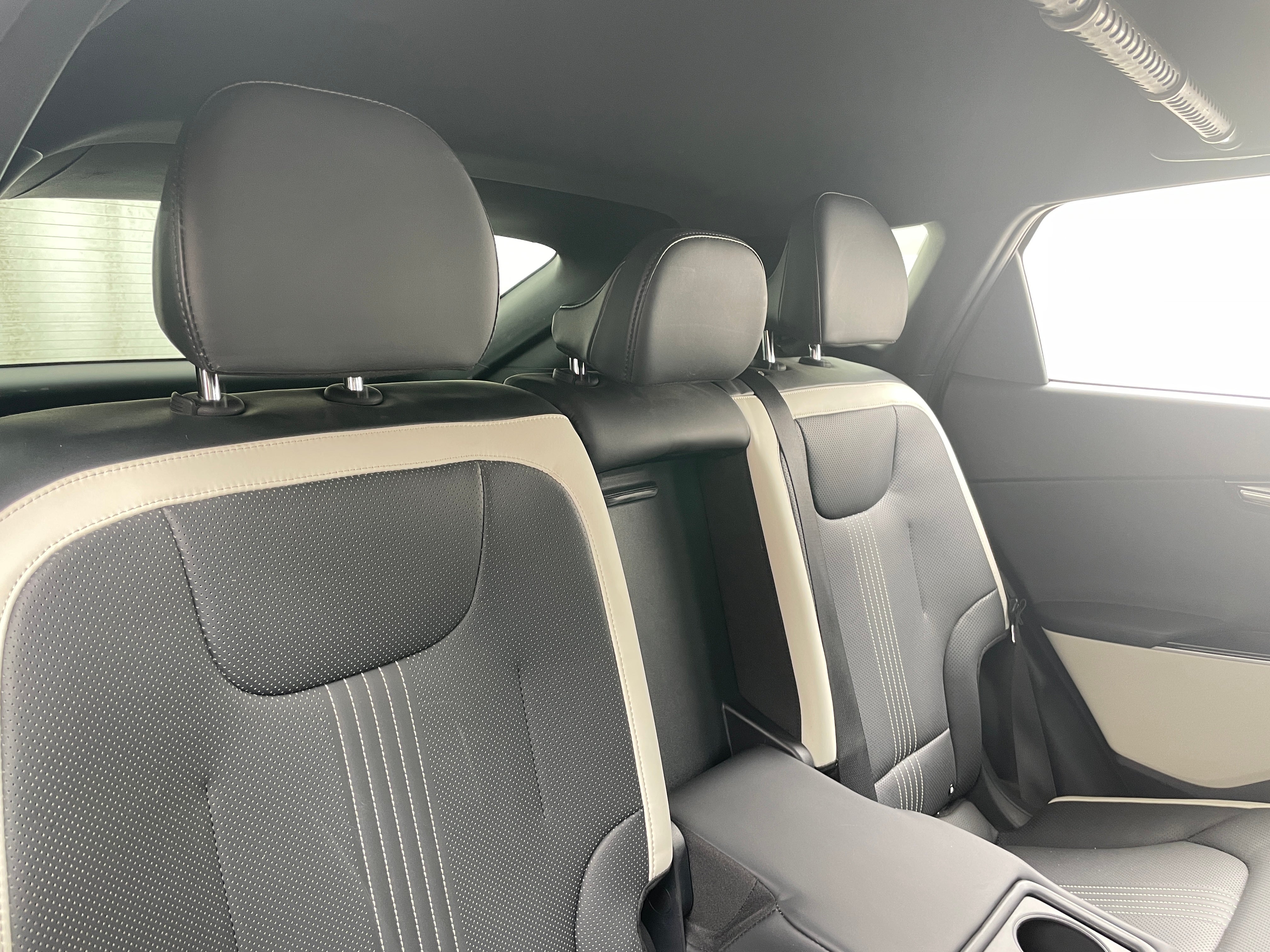 Thumbnail: 2022 Kia EV6 - 5