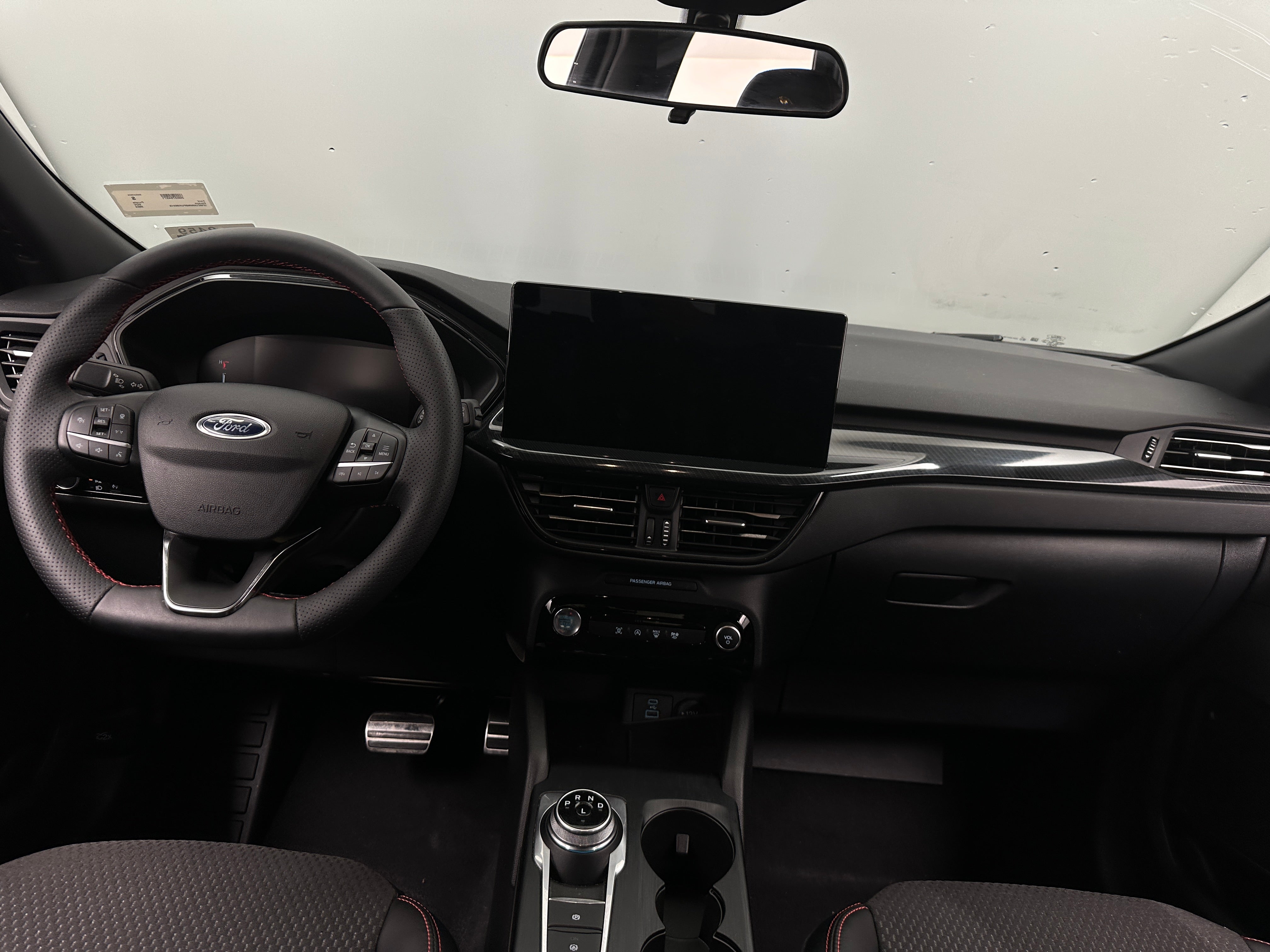 2023 Ford Escape ST-Line 2