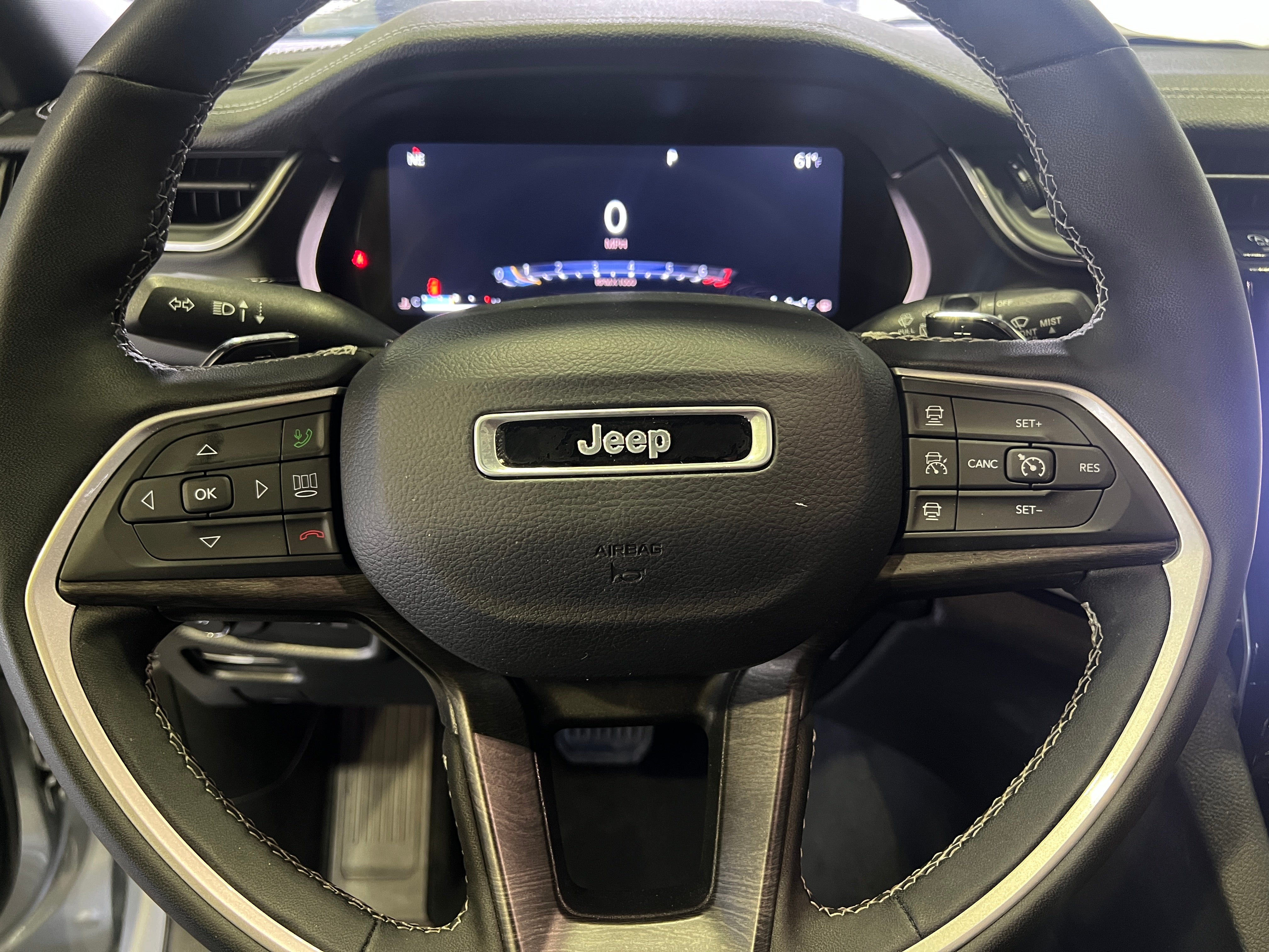 2024 Jeep Grand Cherokee L Limited Edition 4