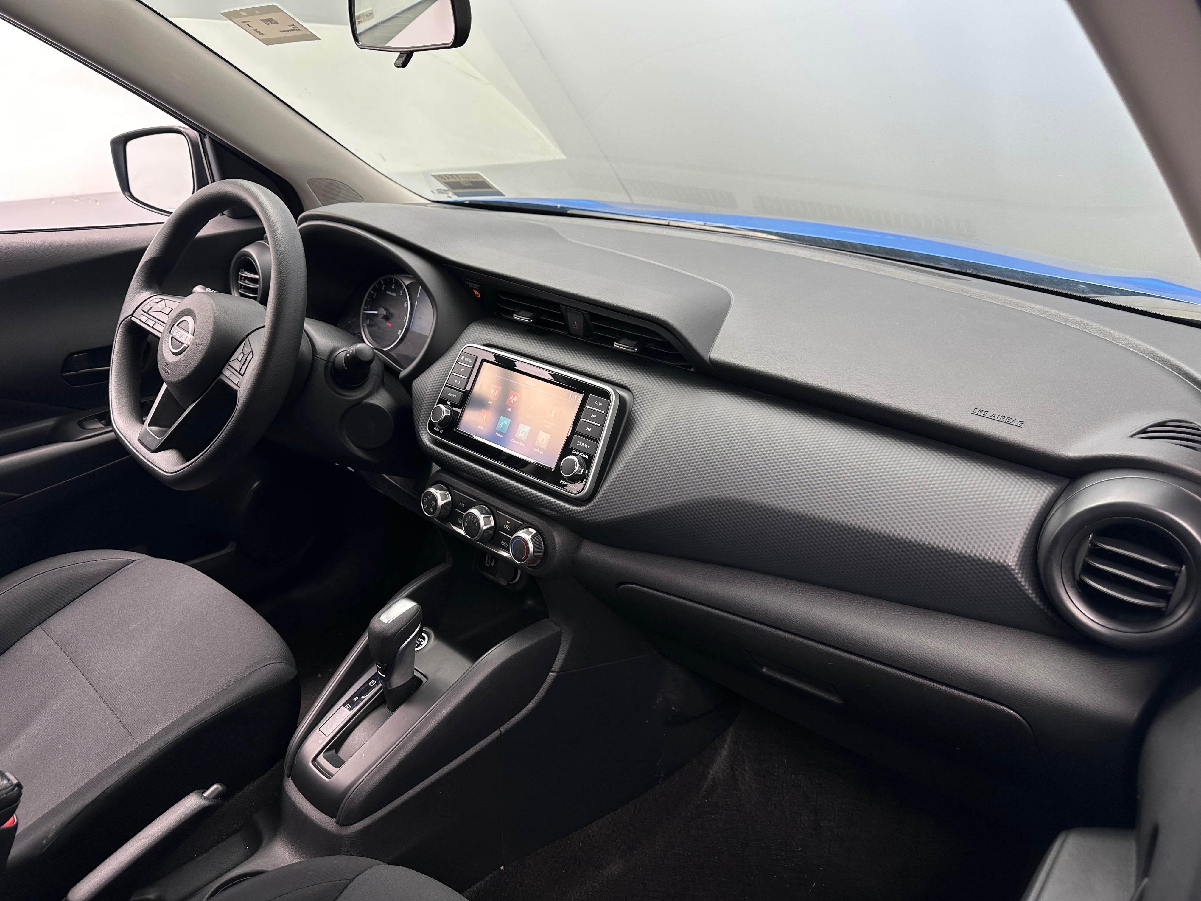 2023 Nissan Kicks S 3