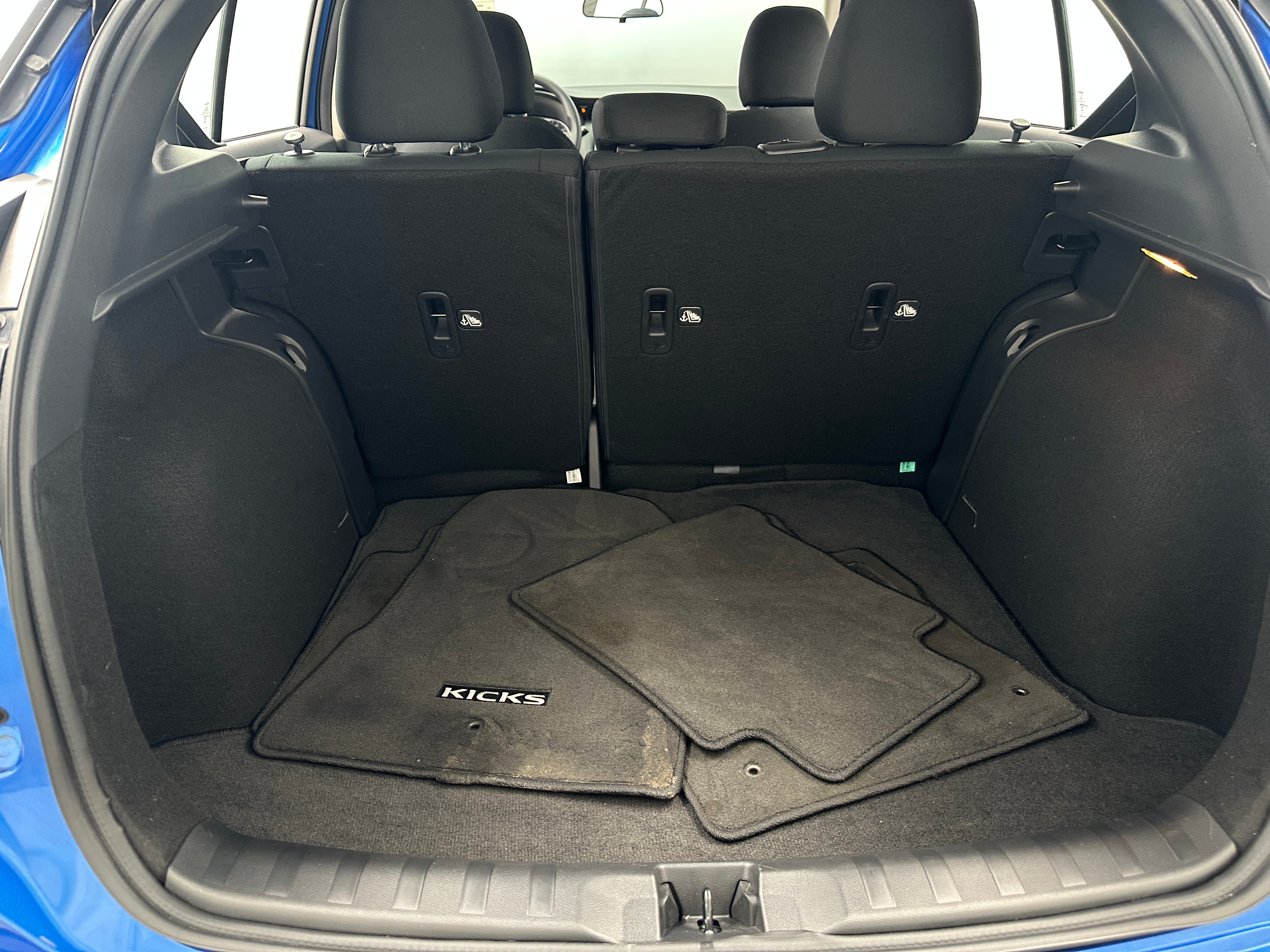 2023 Nissan Kicks S 7