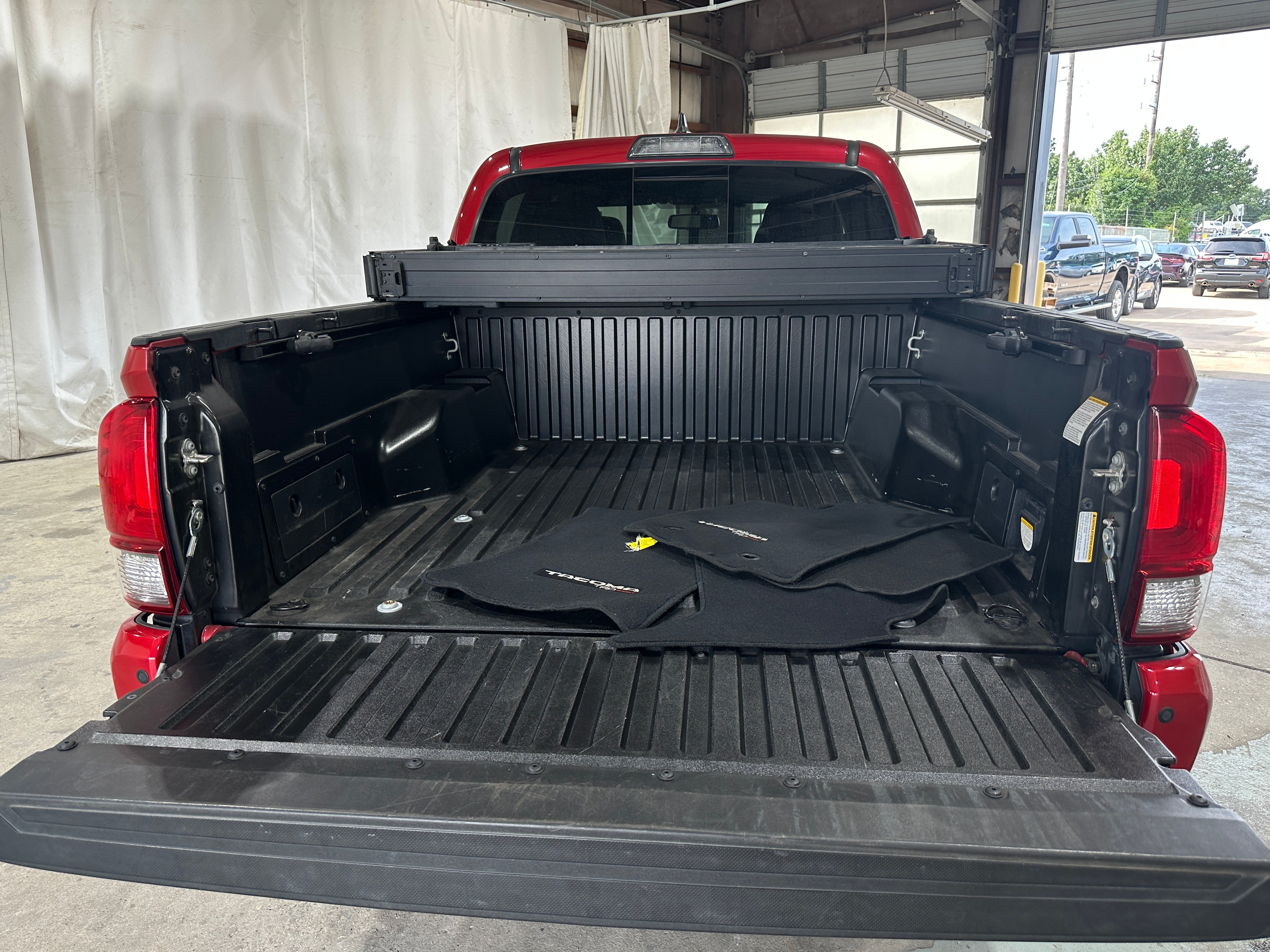2017 Toyota Tacoma TRD Sport 7