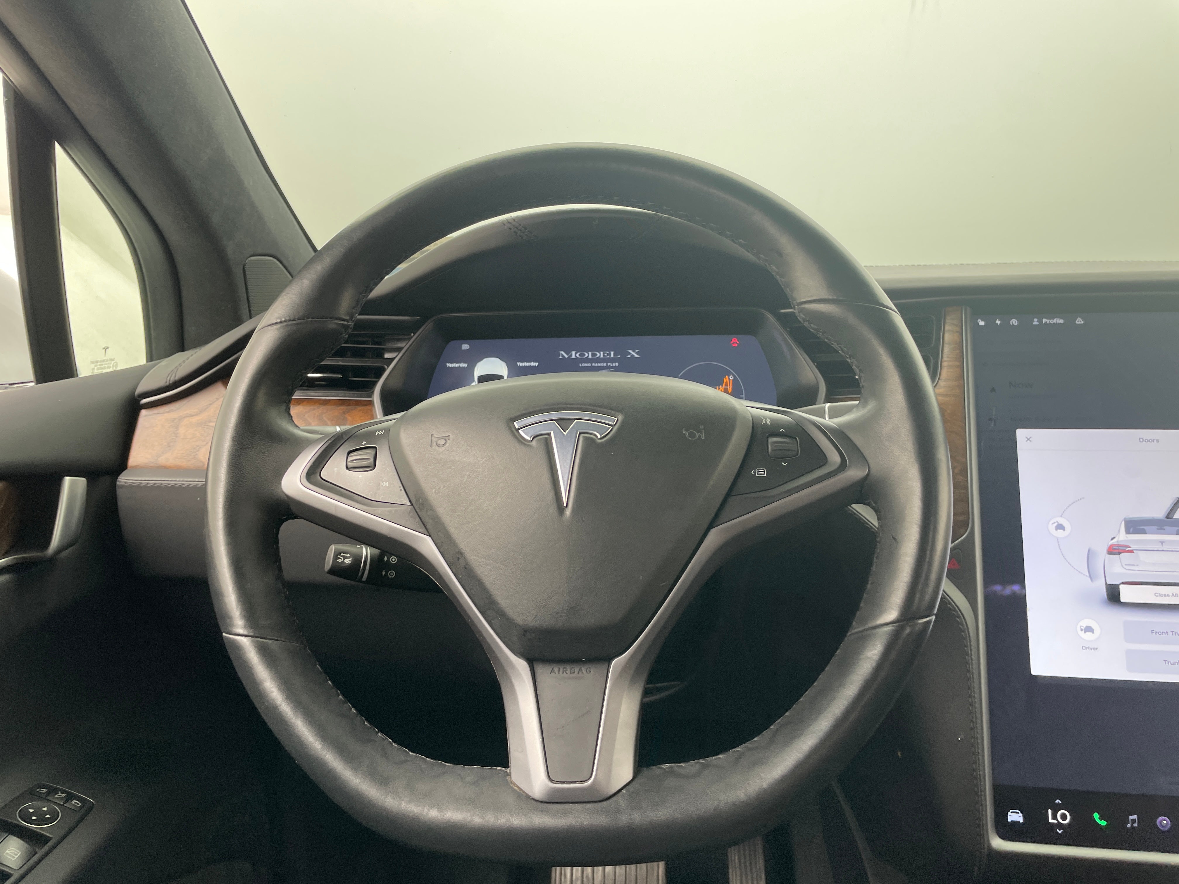 2020 Tesla Model X Long Range 4