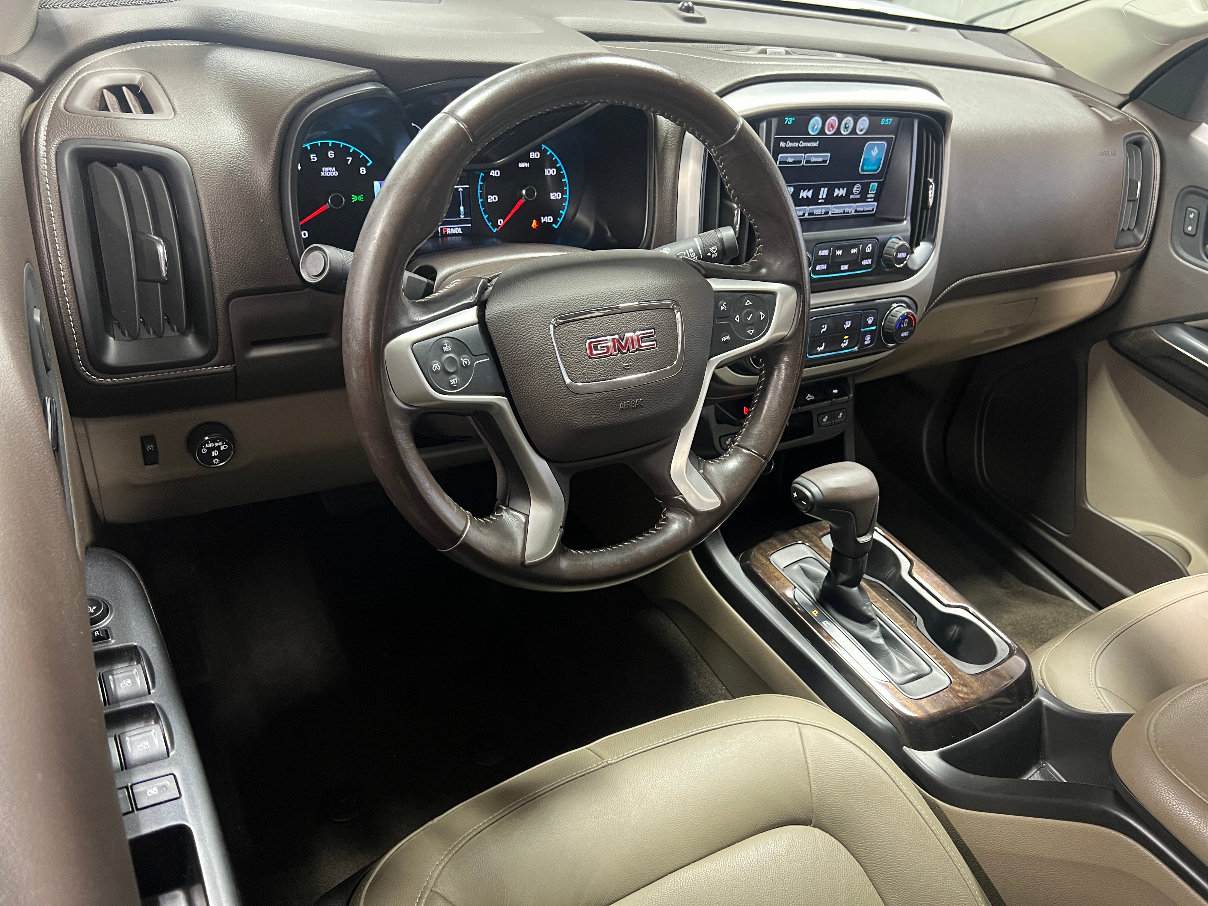 2017 GMC Canyon SLT 2