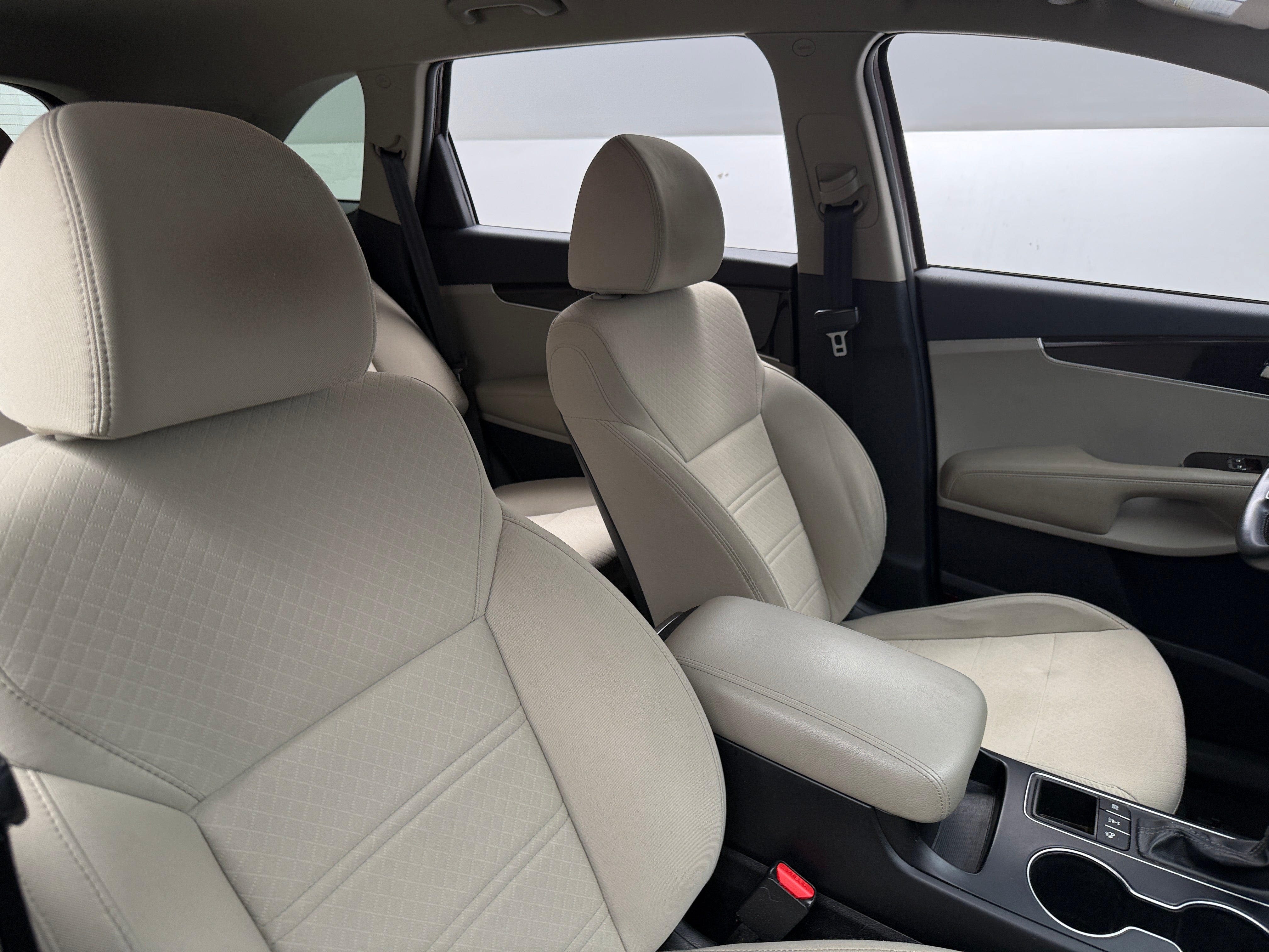 2019 Kia Sorento LX 2