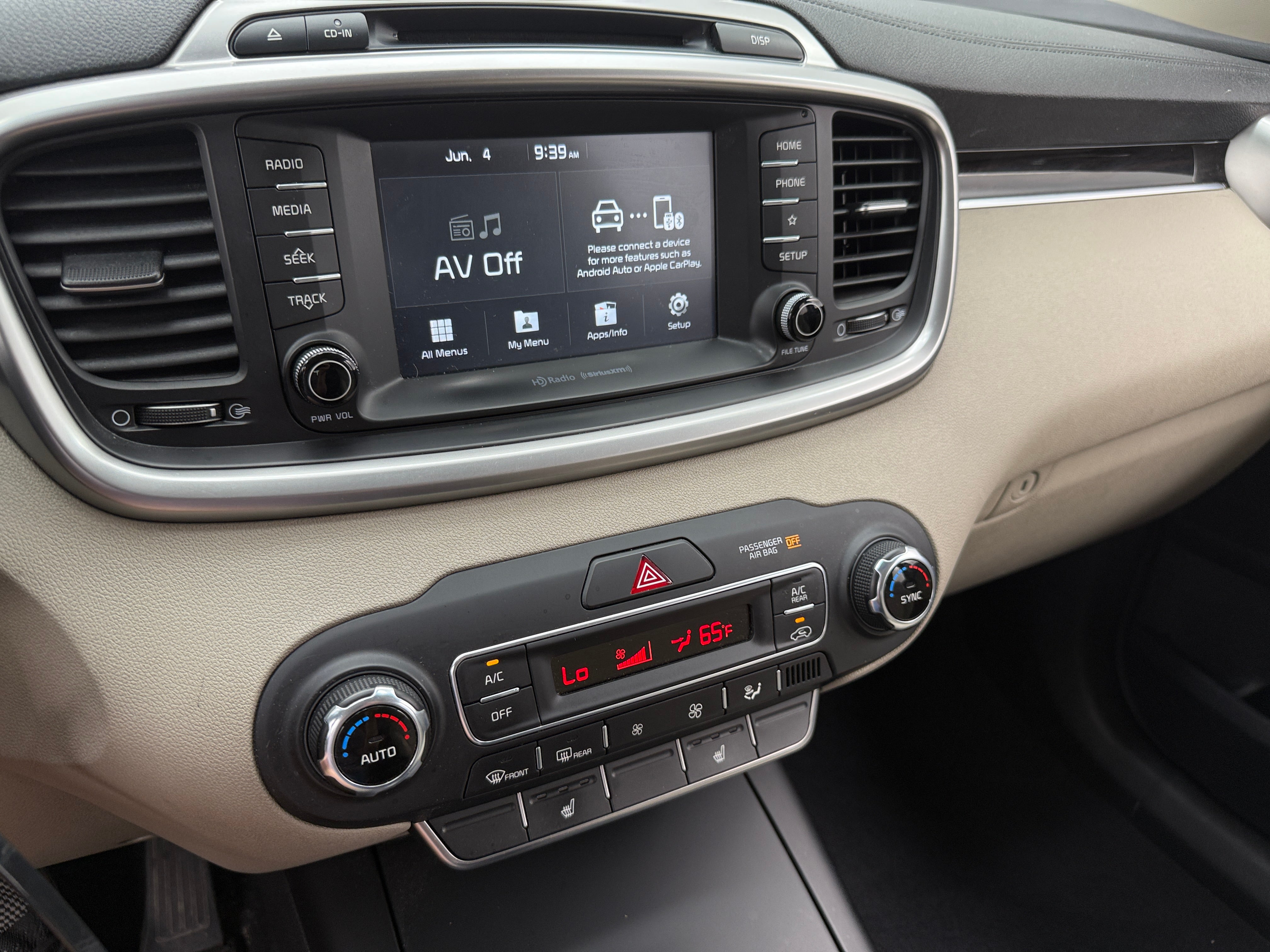 2019 Kia Sorento LX 4