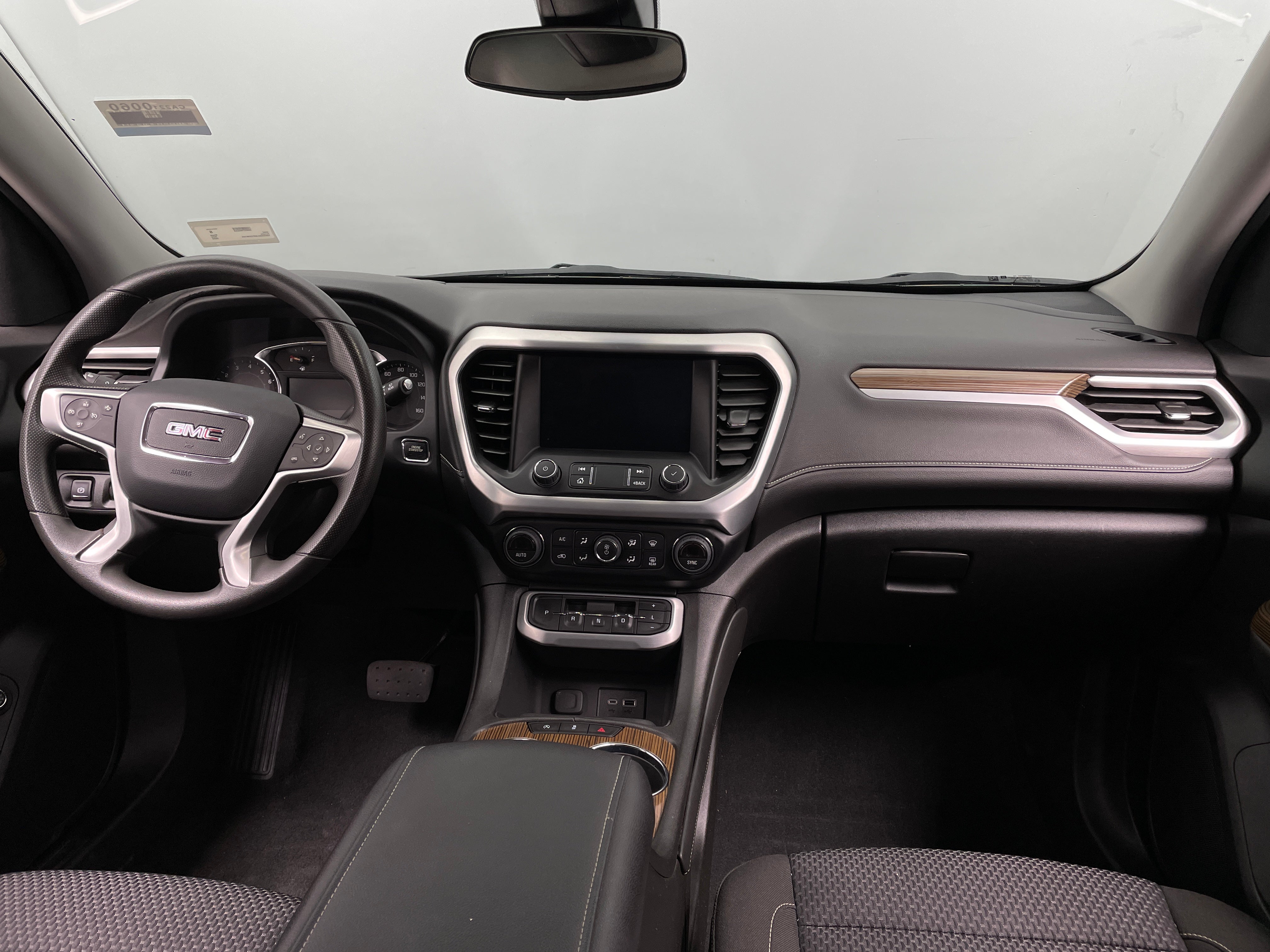 2023 GMC Acadia SLE 3
