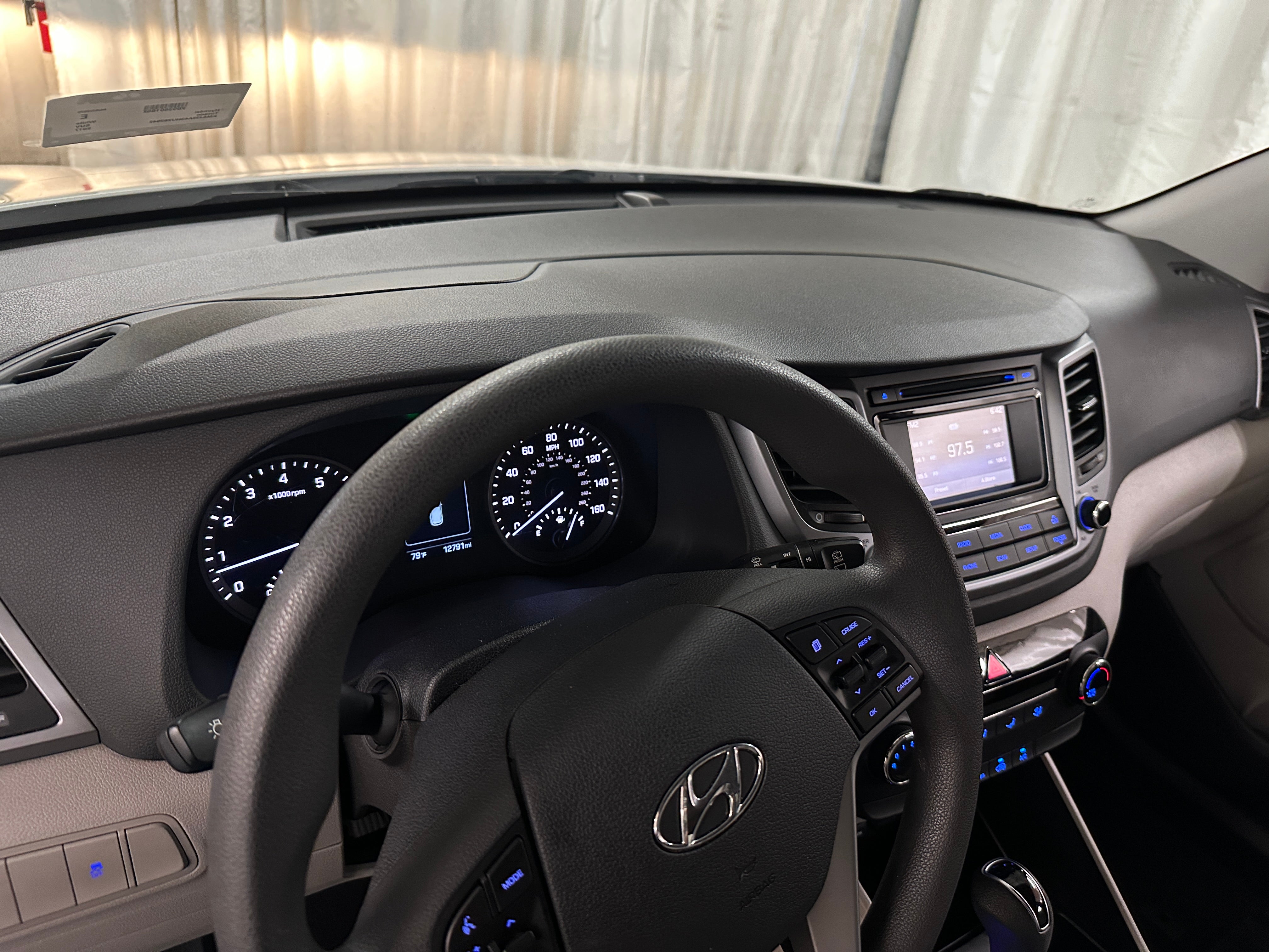 2017 Hyundai Tucson SE 3