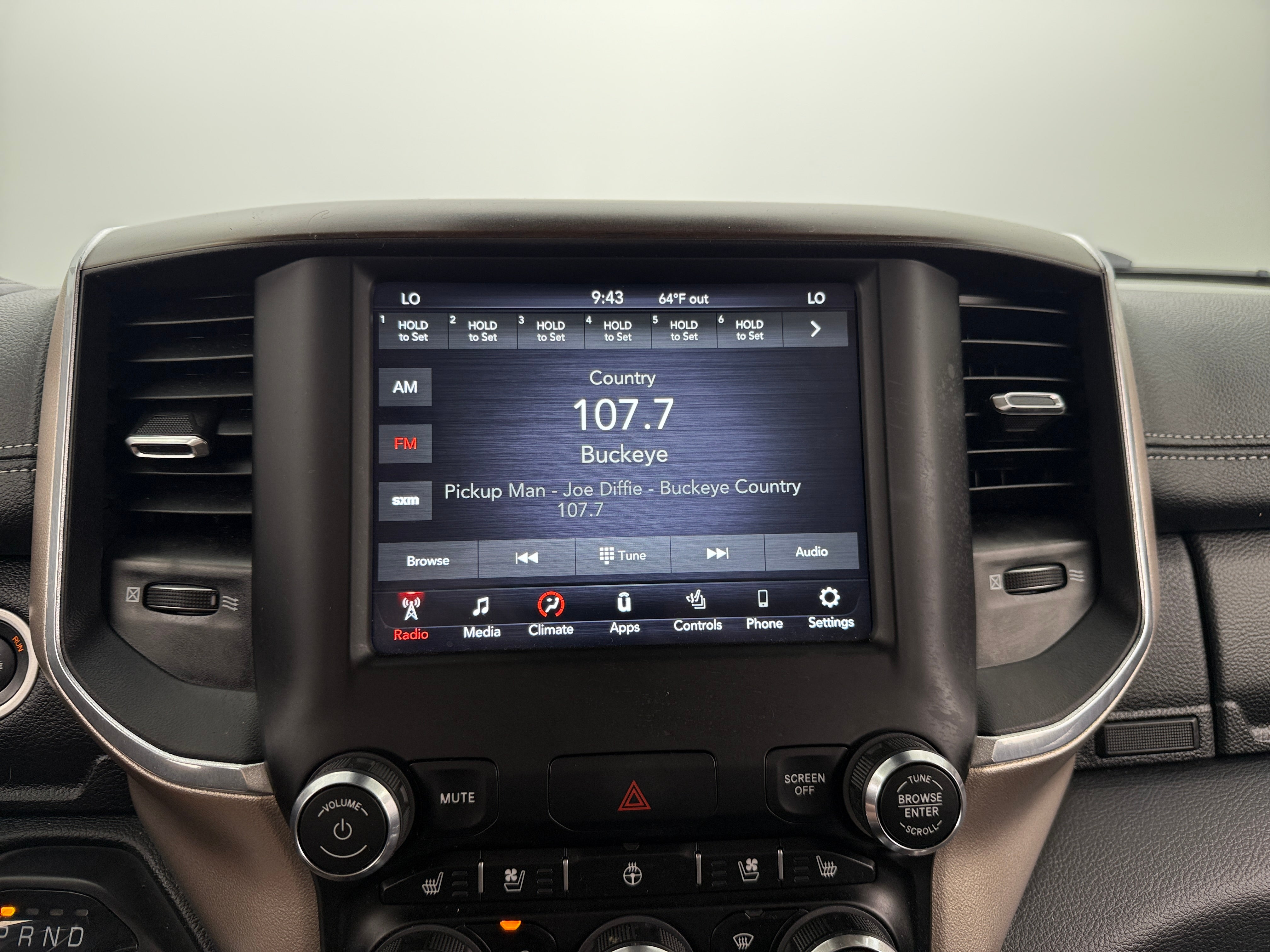 2021 RAM 1500 Laramie 3