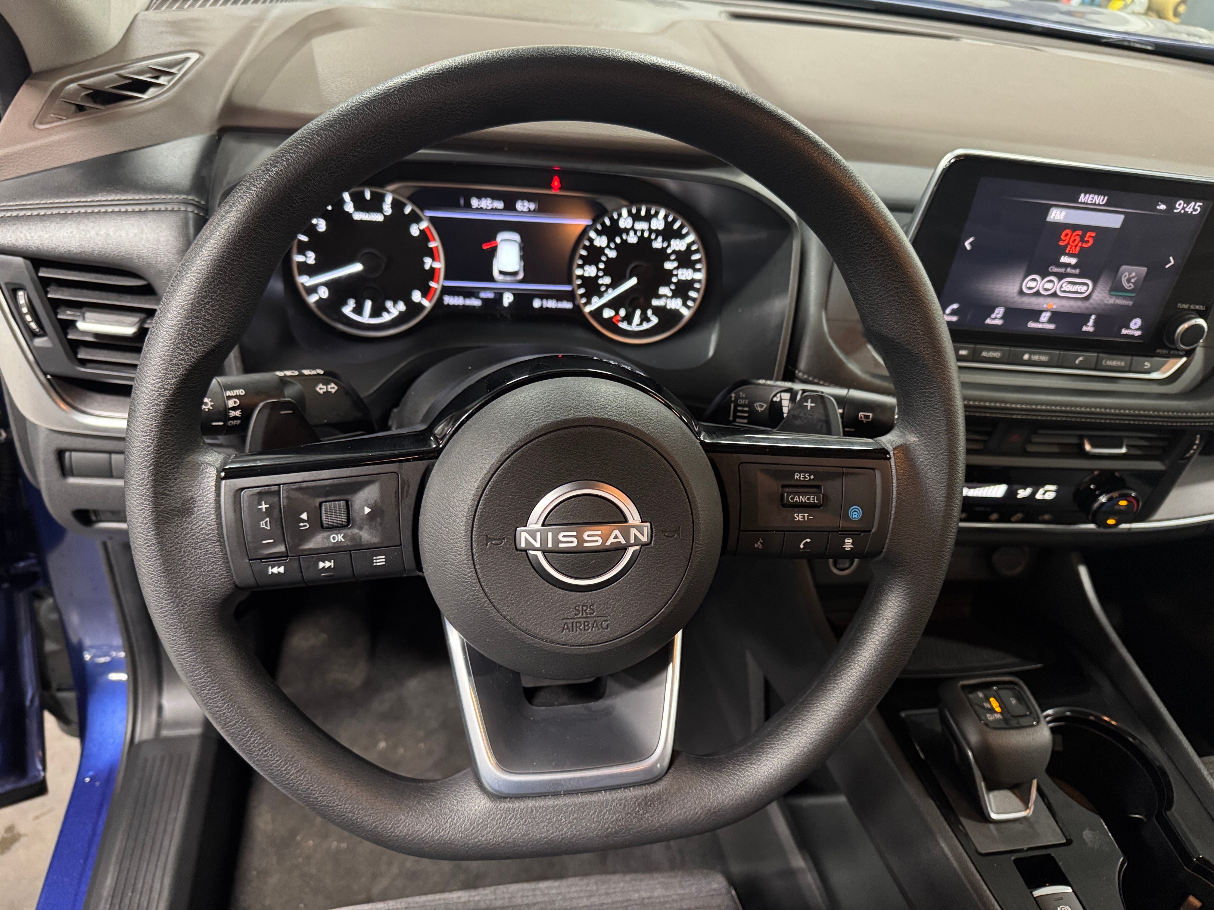 2023 Nissan Rogue SV 5