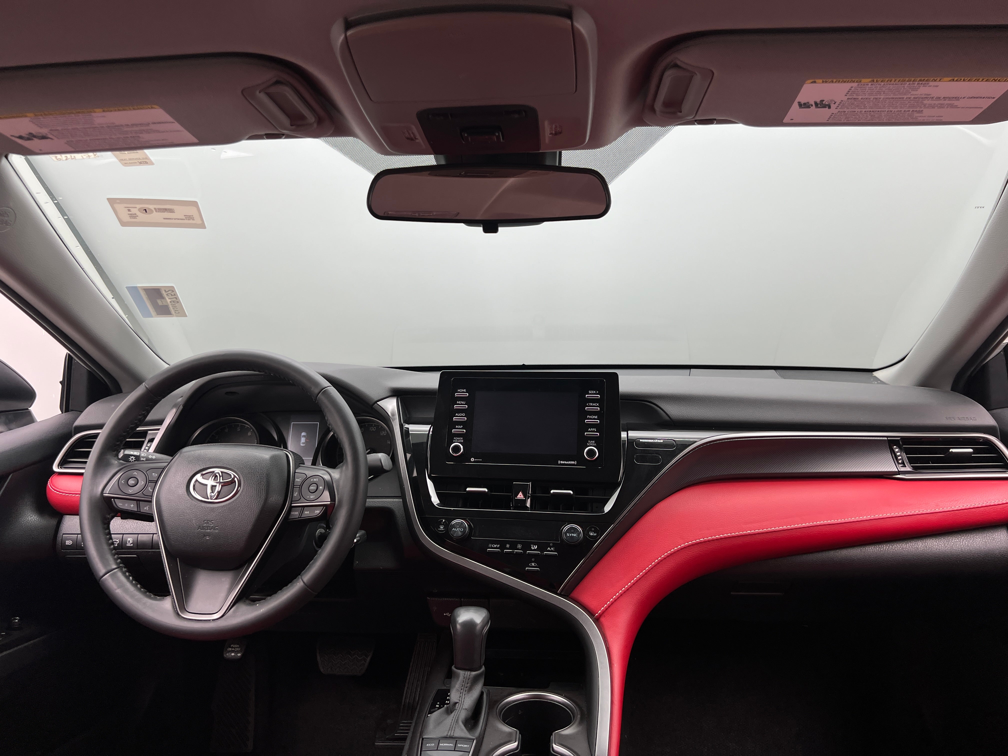 2023 Toyota Camry SE 2