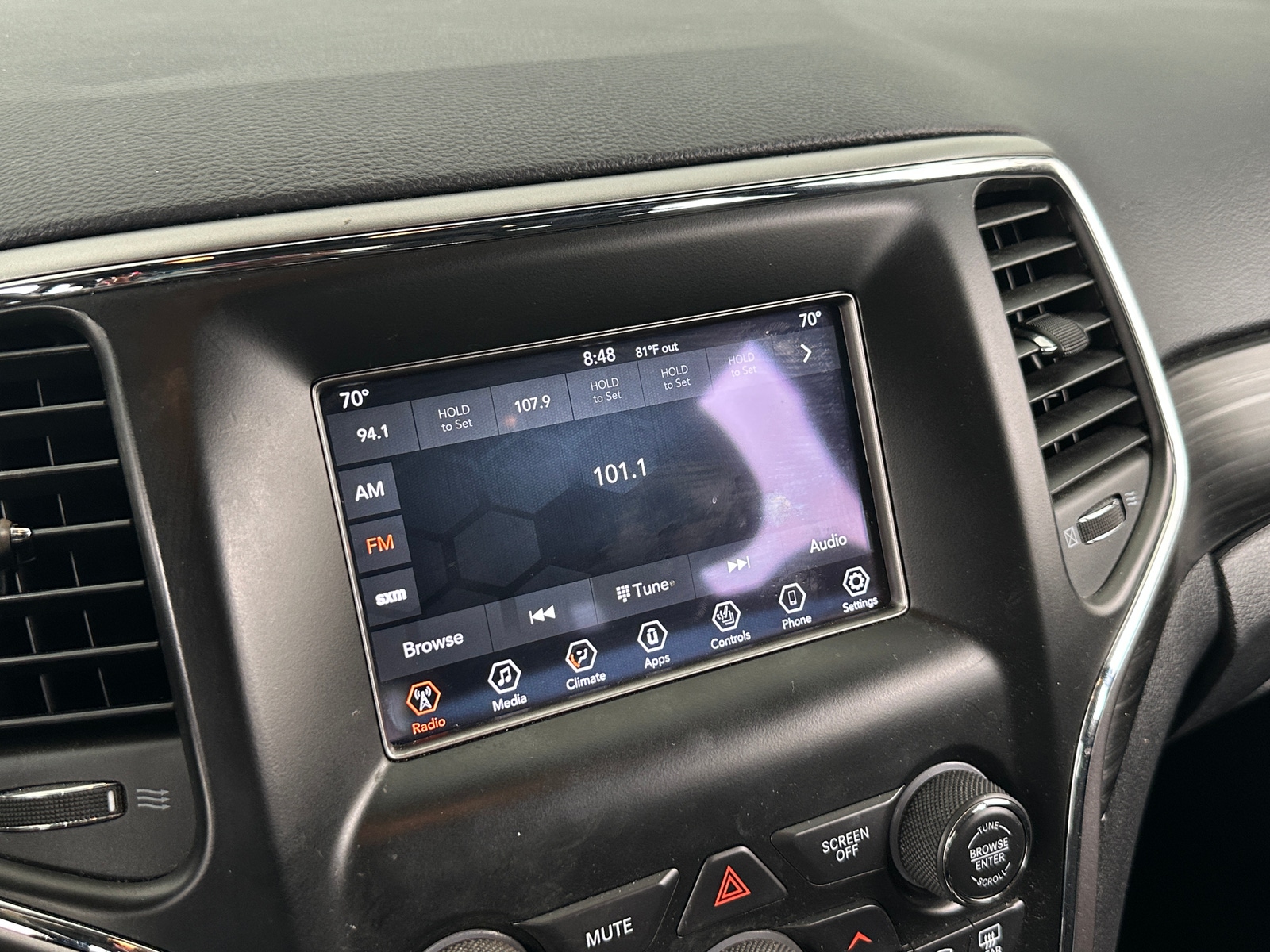 Thumbnail: 2020 Jeep Grand Cherokee - 4