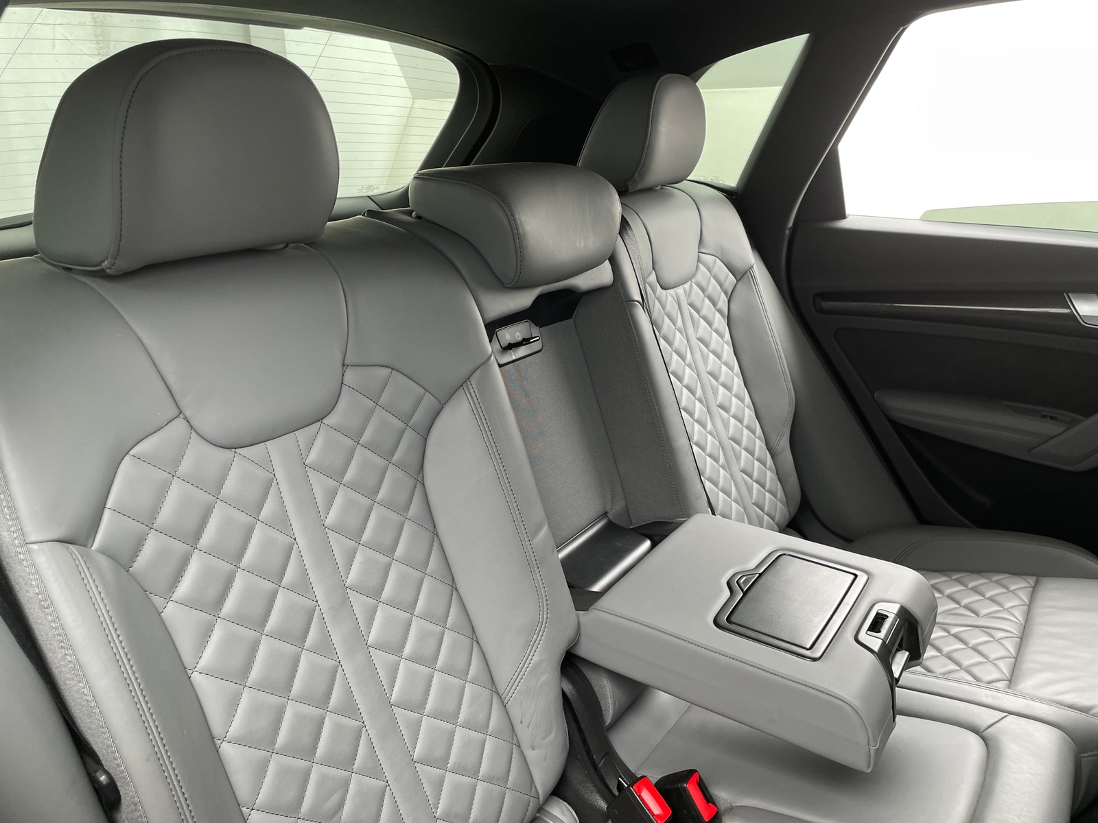 Thumbnail: 2018 Audi SQ5 - 5