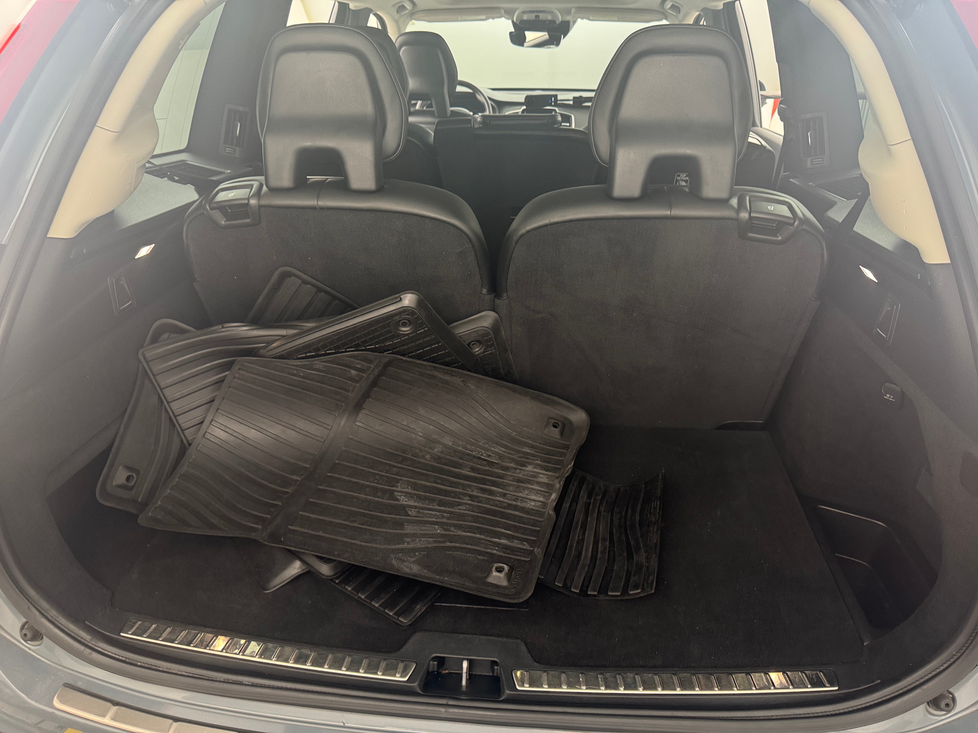 2020 Volvo XC90 T5 Momentum 6