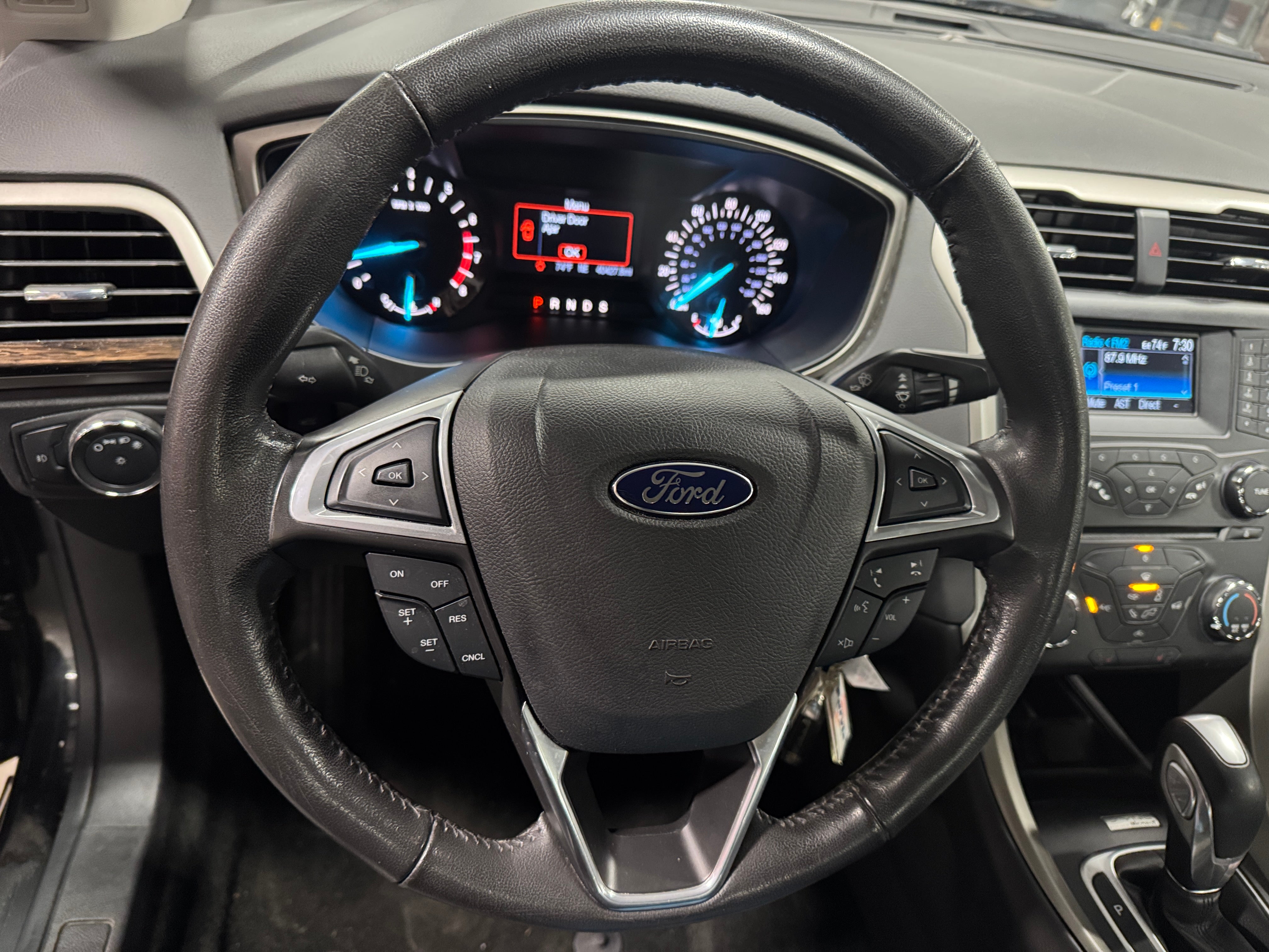 2014 Ford Fusion SE 5
