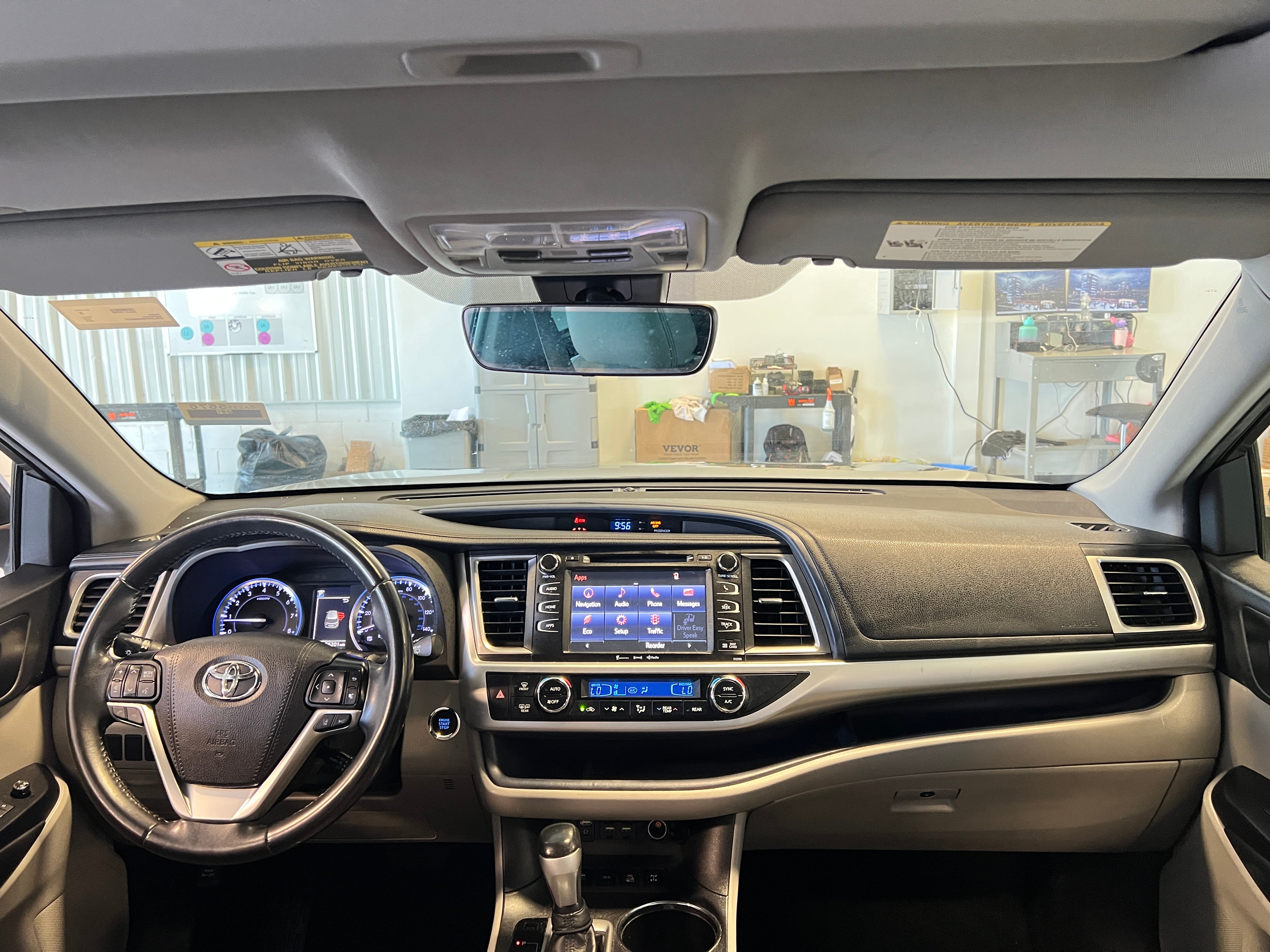 2019 Toyota Highlander XLE 2