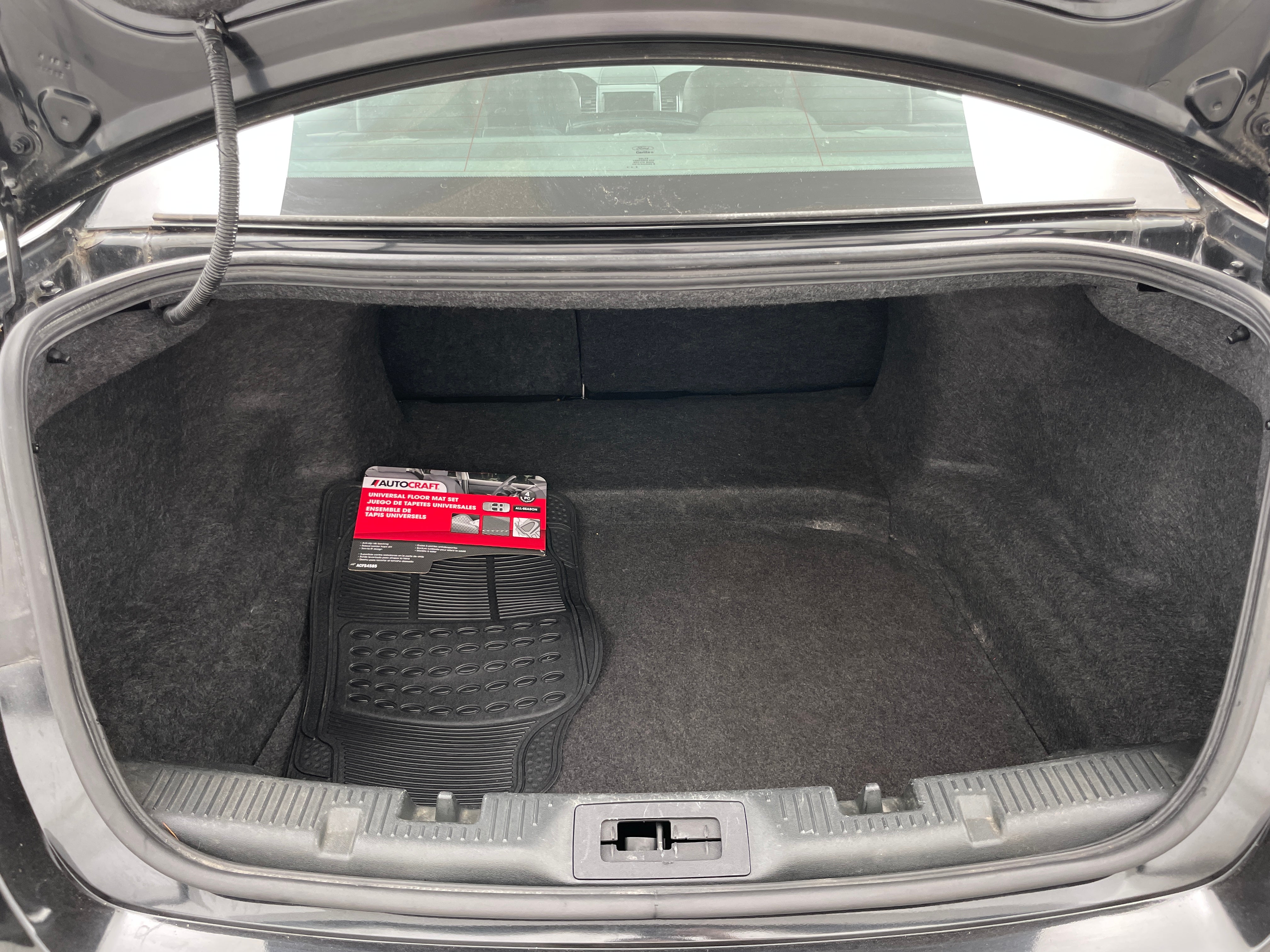 2014 Ford Taurus SEL 6