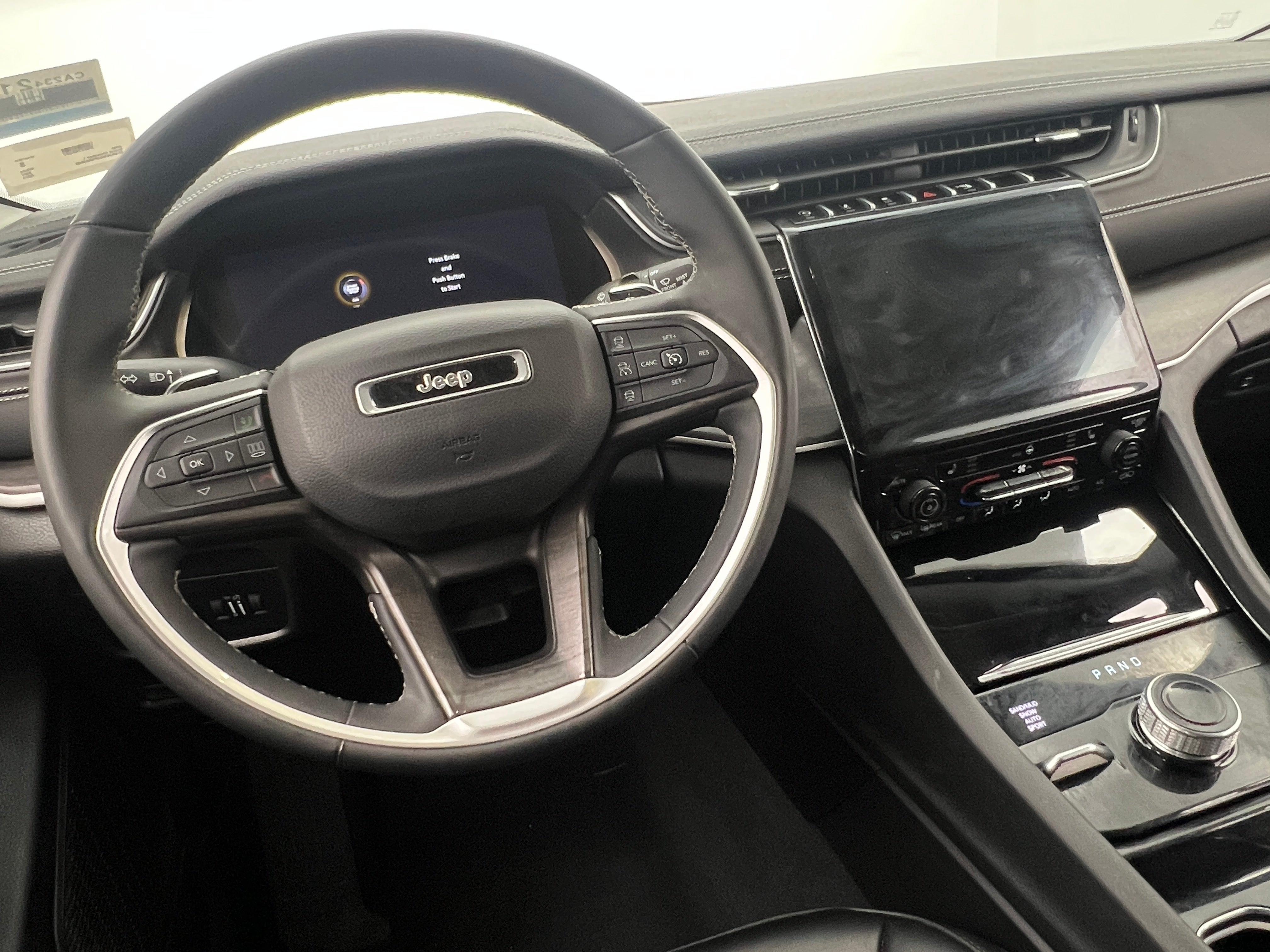 2023 Jeep Grand Cherokee L Limited Edition 4